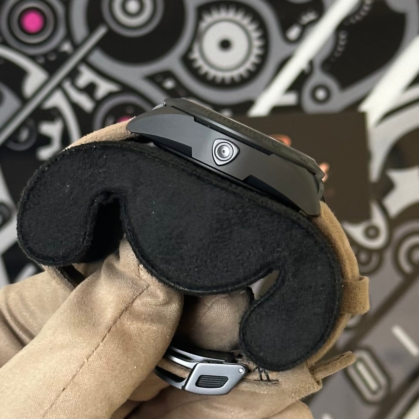 Tudor Fastrider Black Shield 42000CN