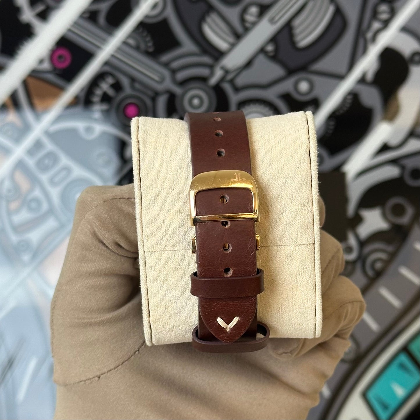 JLC Master Control Grande Ultra Thin 18K Gold Q1352420