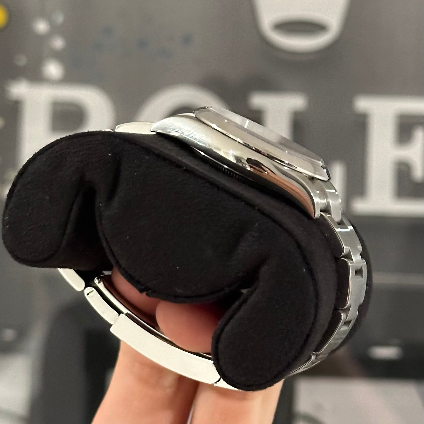 Rolex OP34 Black 124200