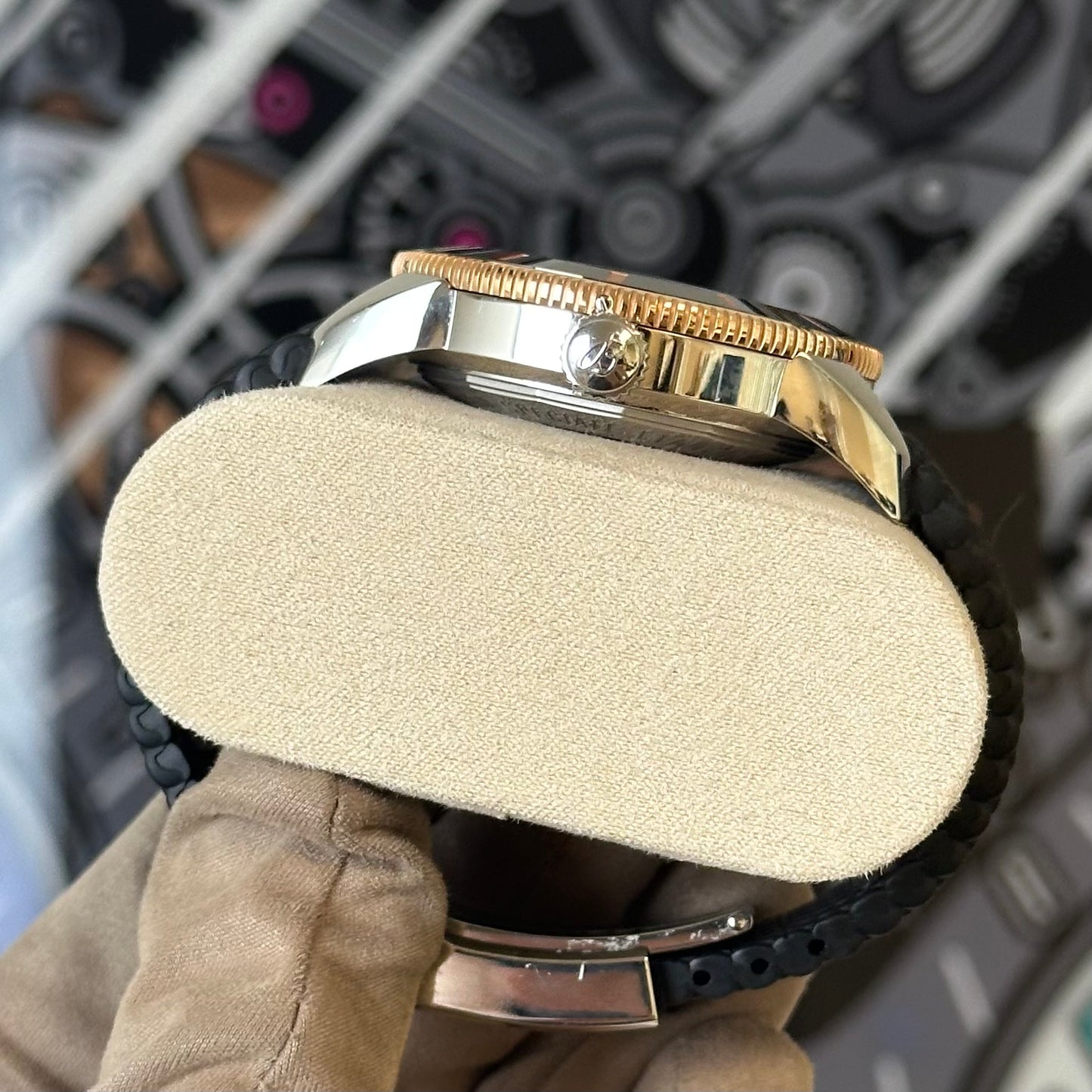 Breitling SuperOcean Heritage 18K Red Gold UB2030