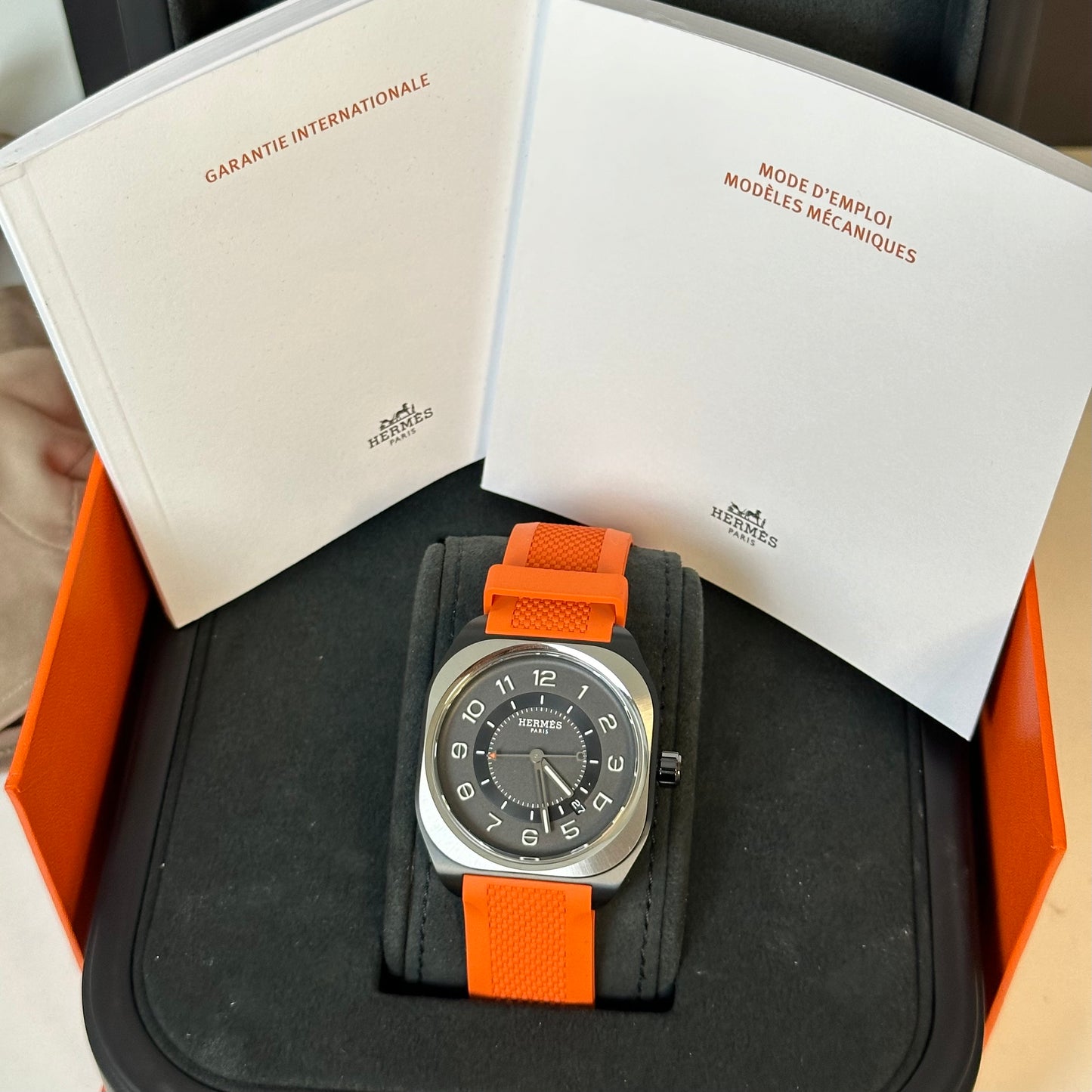 NEW Hermes H08 SPI.741