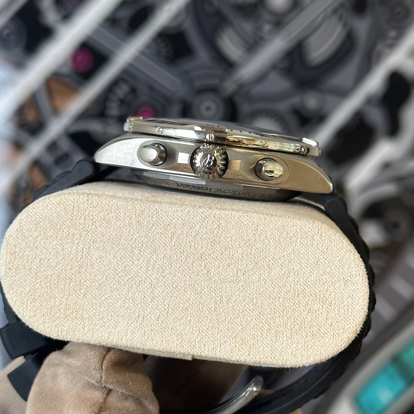 Breitling Chronomat B01 Titanium EB0134