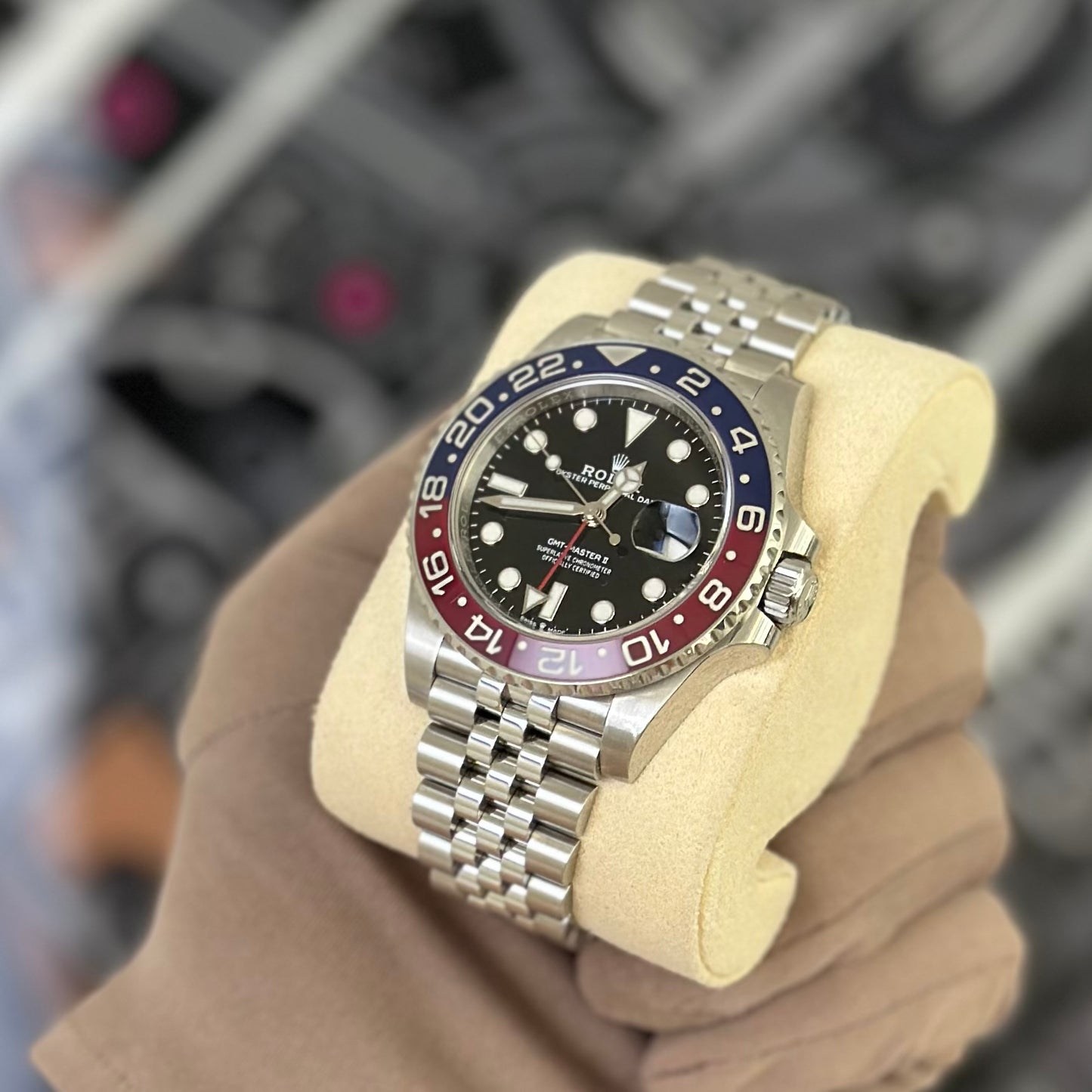 Rolex Pepsi GMT Jub 126710BLRO
