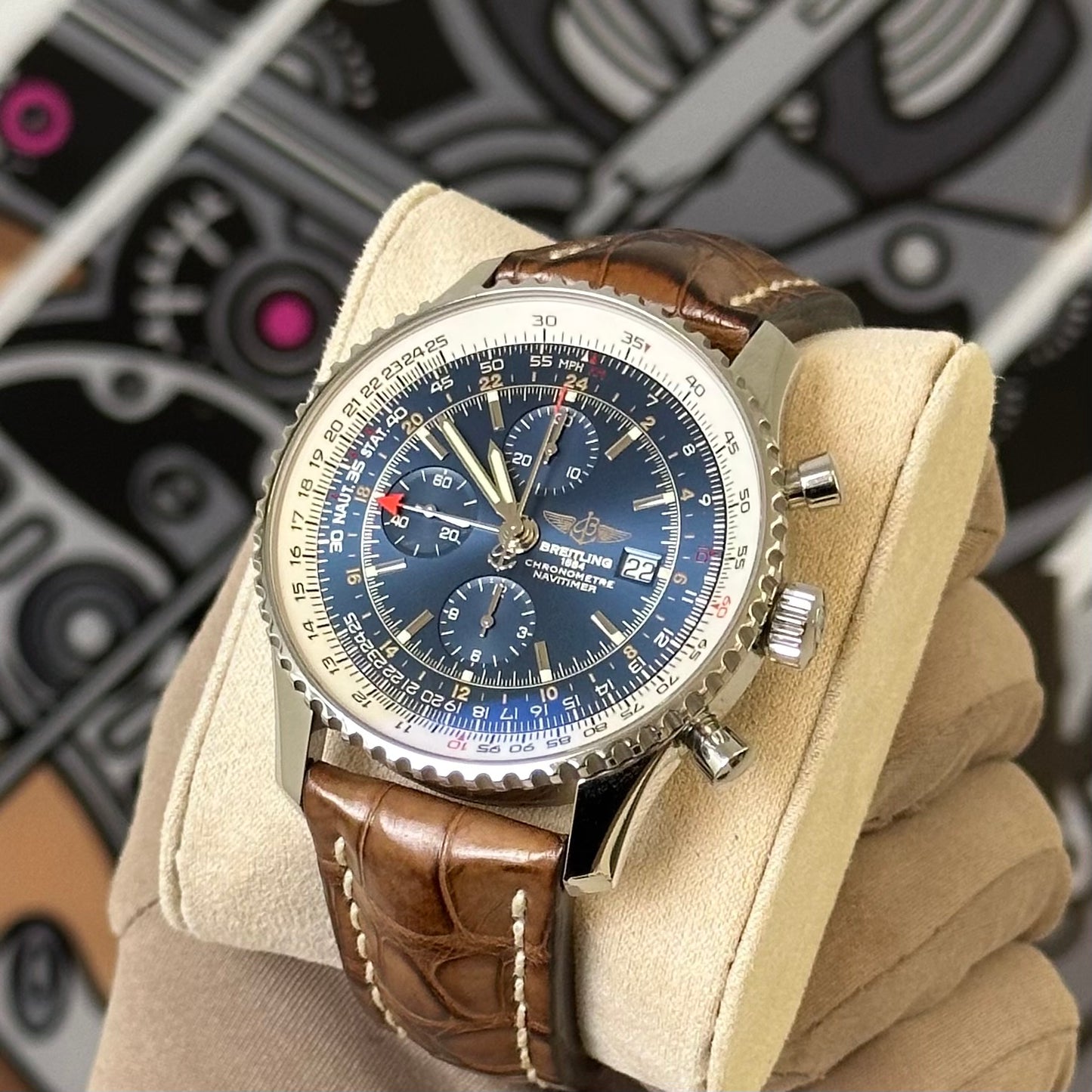 Breitling Navitimer World A24322