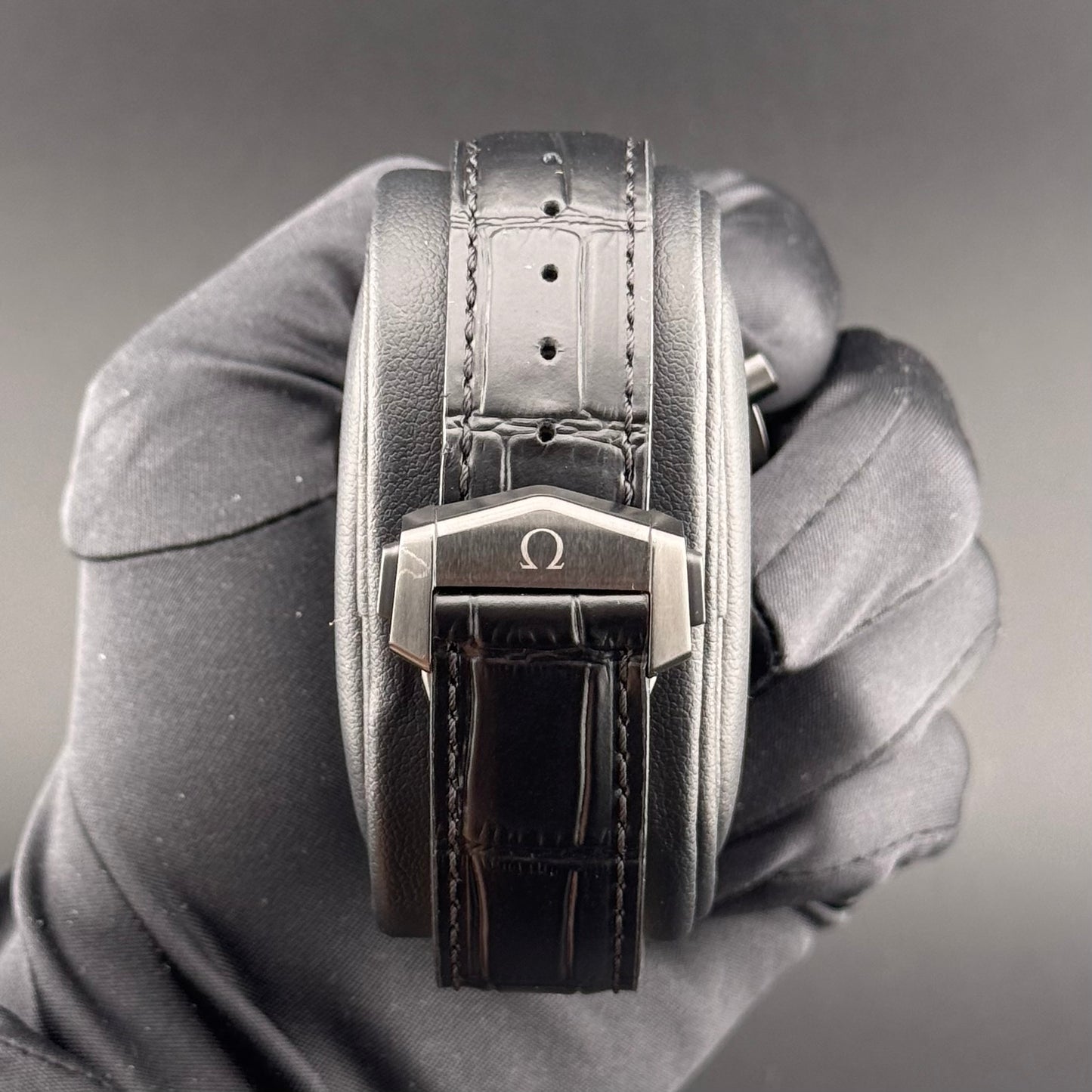 Omega Speedmaster Dark Side of the Moon 18k Sedna Black 311.63.44.51.06.001