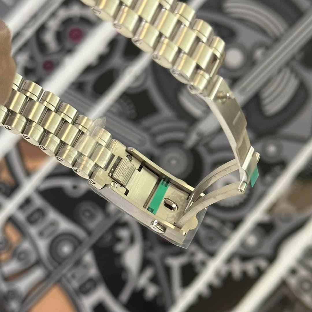 NEW Omega Moonwatch Hesalite 2025
