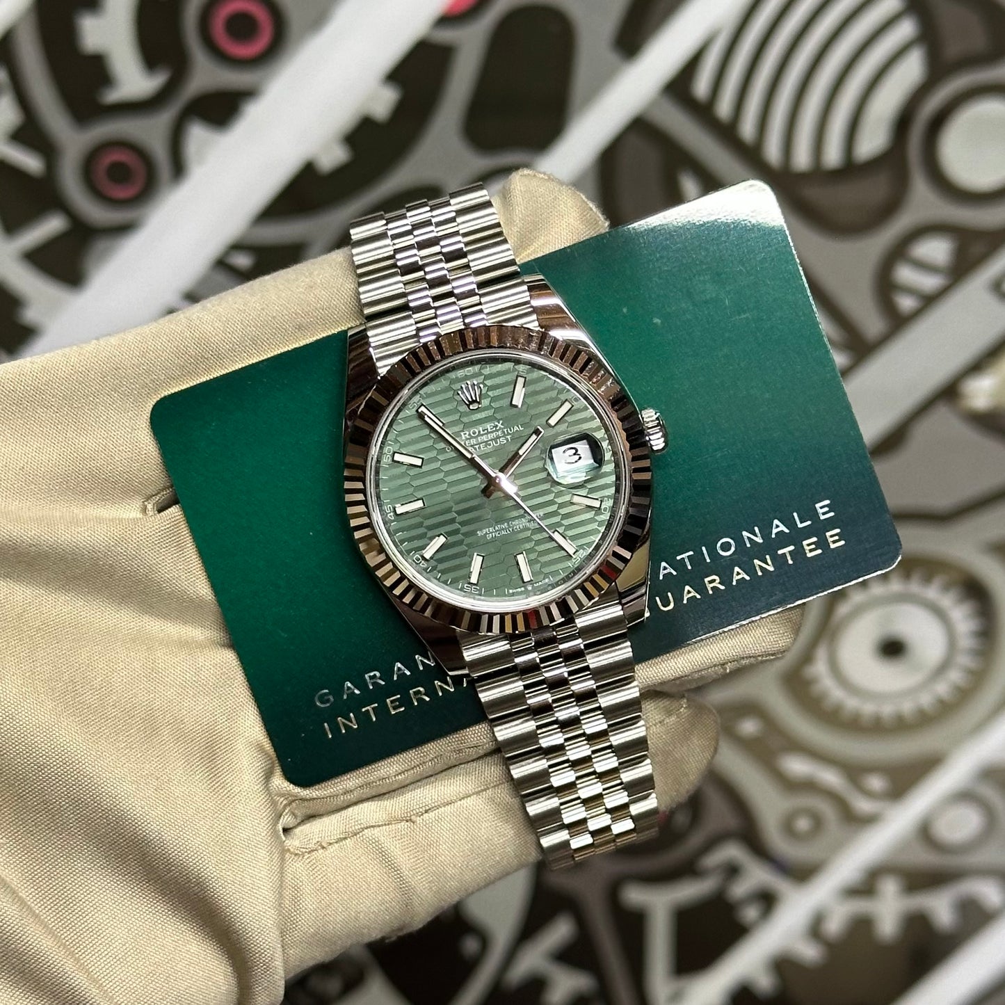 Rolex Datejust 41 Green Motif 126334