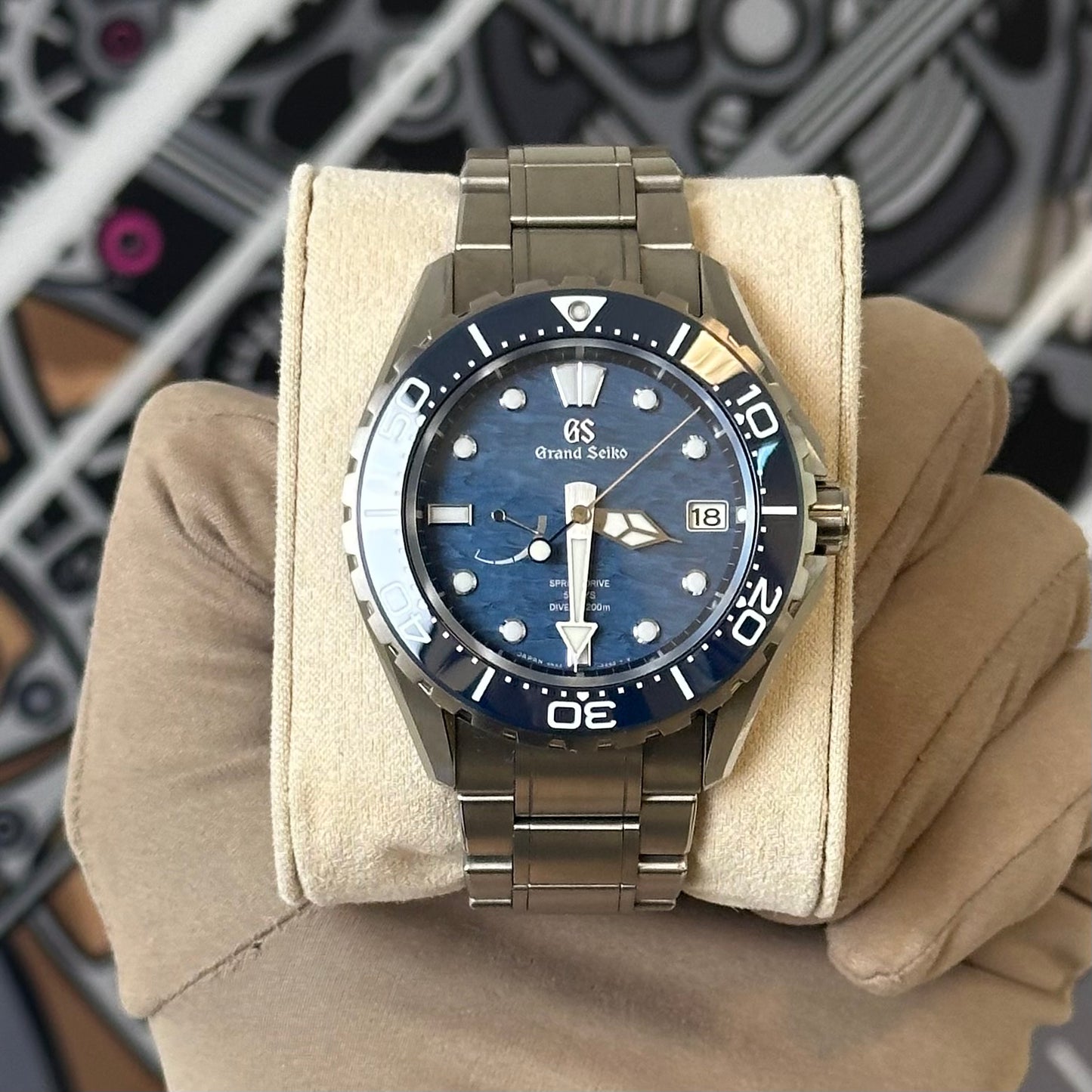 Grand Seiko Evolution 9 Collection SLGA023