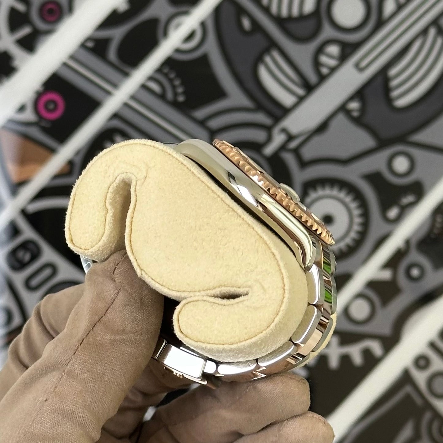 Rolex Yachtmaster Two Tone Black Dial 126621