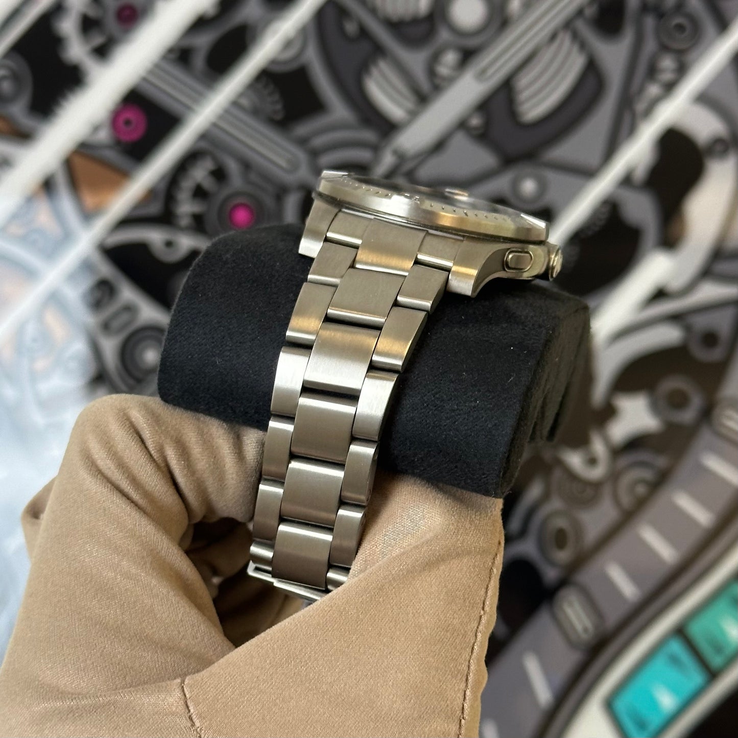 Breitling Aerospace B70 Orbiter EB70101