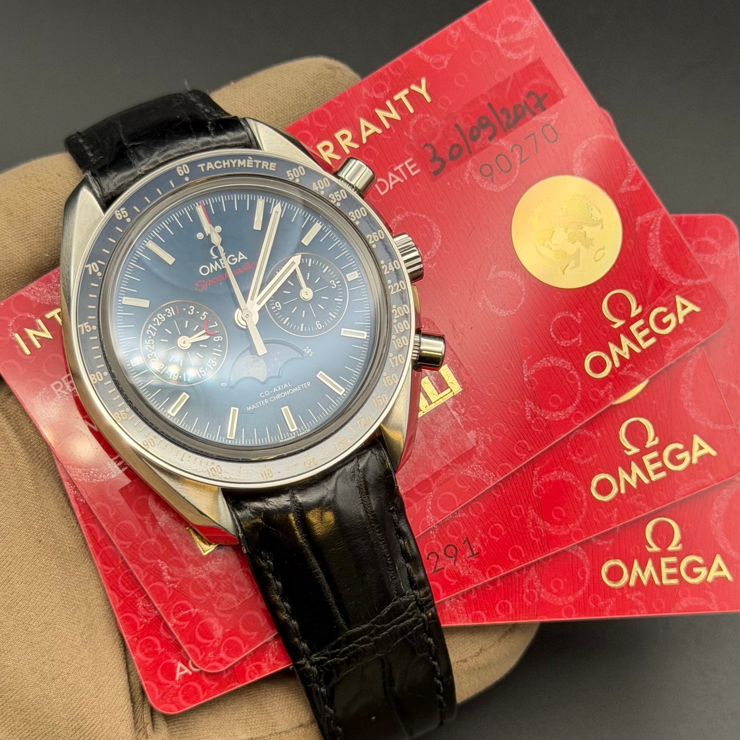 Omega Speedmaster Moonphase Chronograph 304.33.44.52.03.001