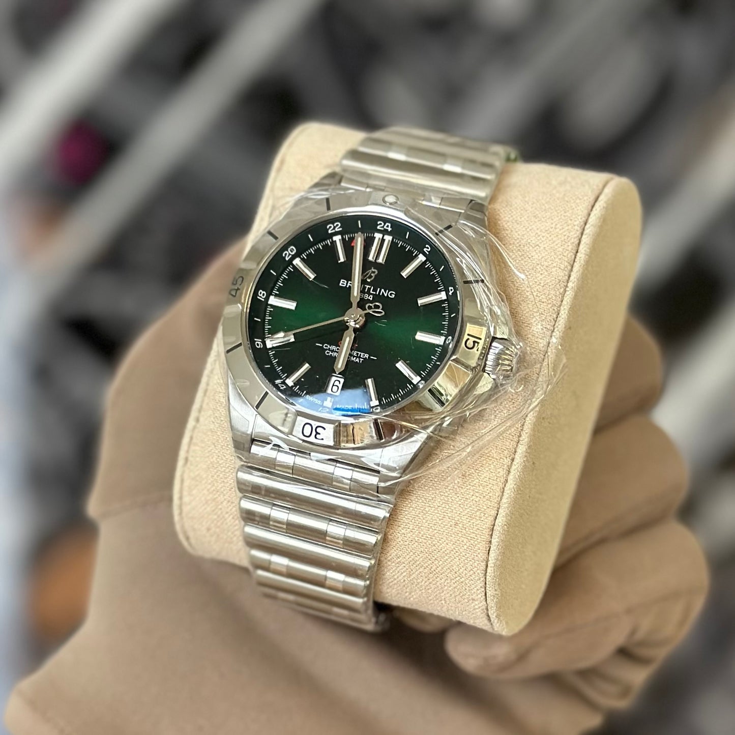 NEW Breitling Chronomat GMT 40 A32398