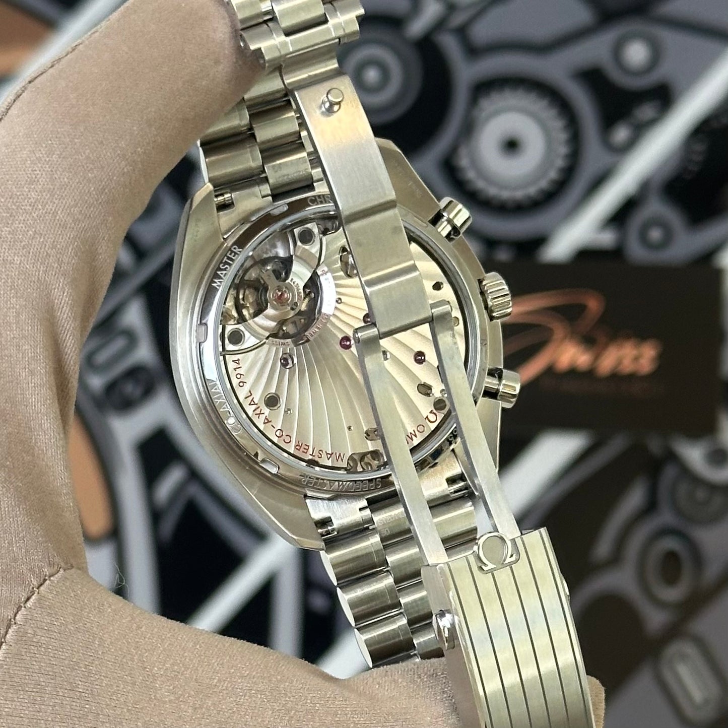 NEW Omega Speedmaster Moonphase Meteorite 304.30.43.52.06.001