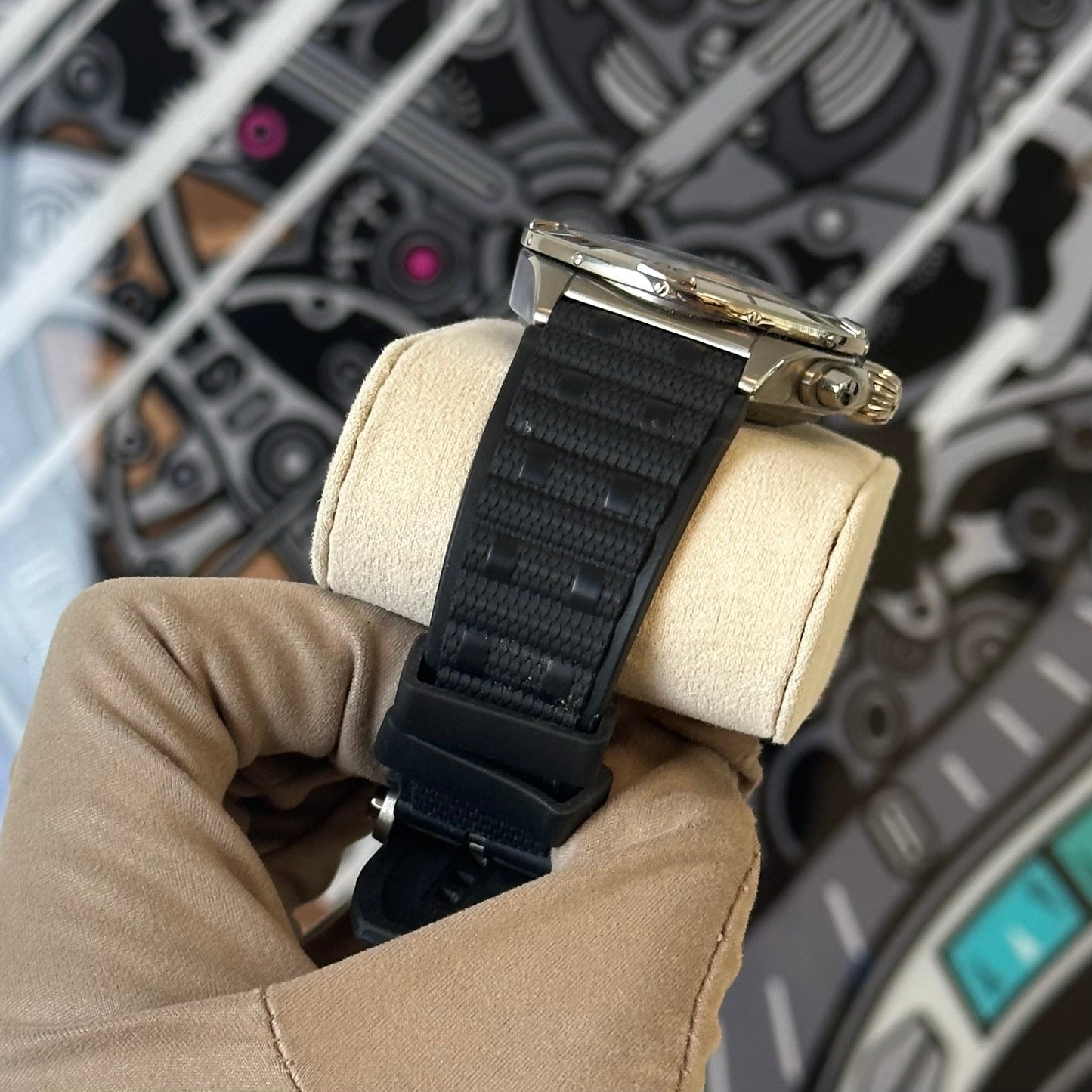 Breitling Chronomat B01 Titanium EB0134