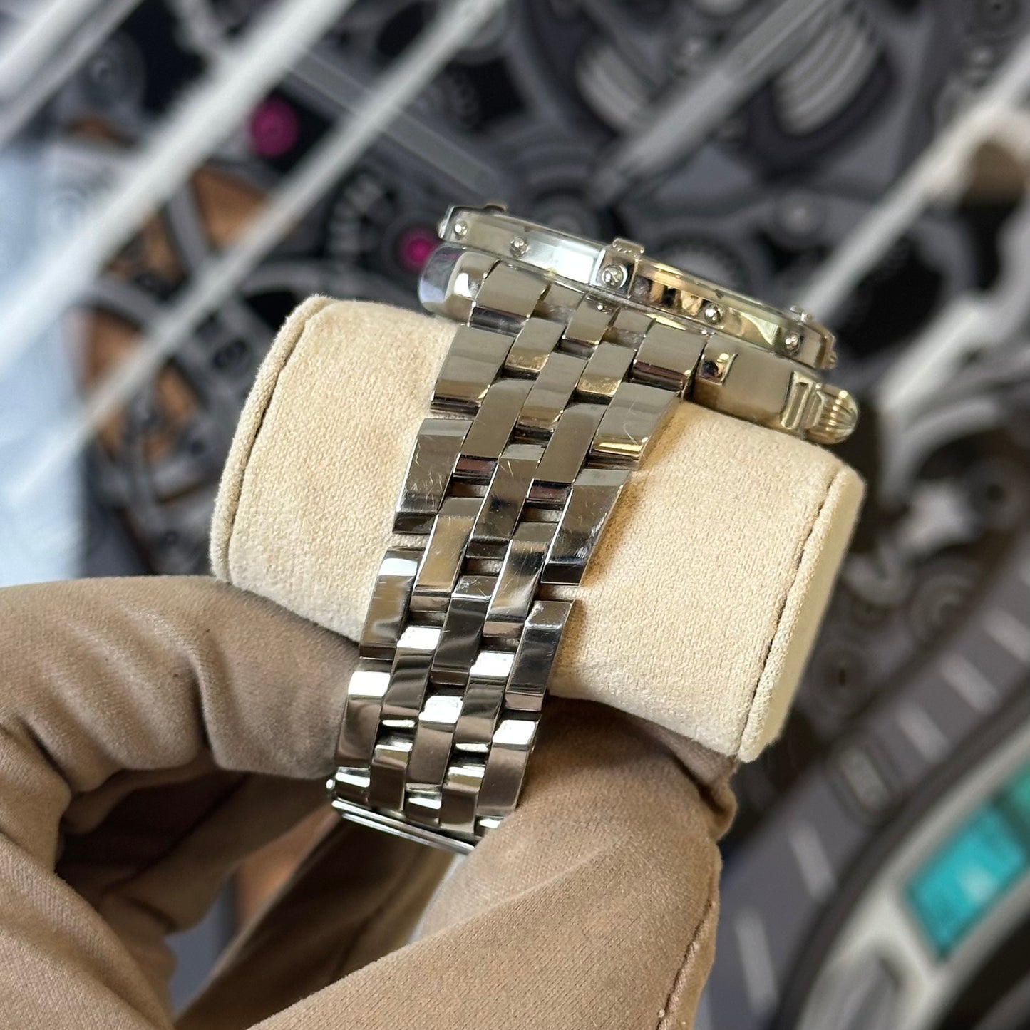 Breitling Headwind Day Date A45355