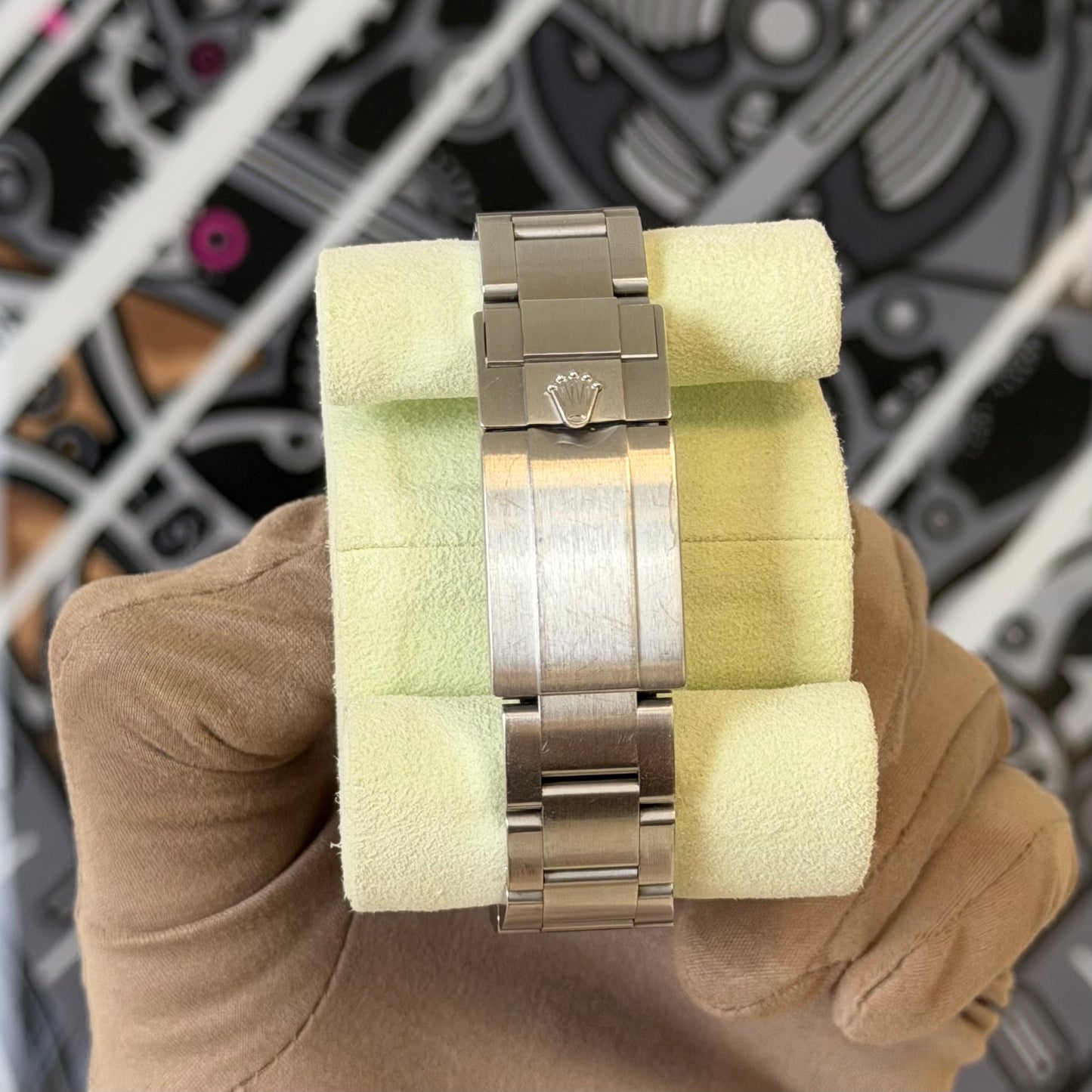 Rolex Explorer 39 214270