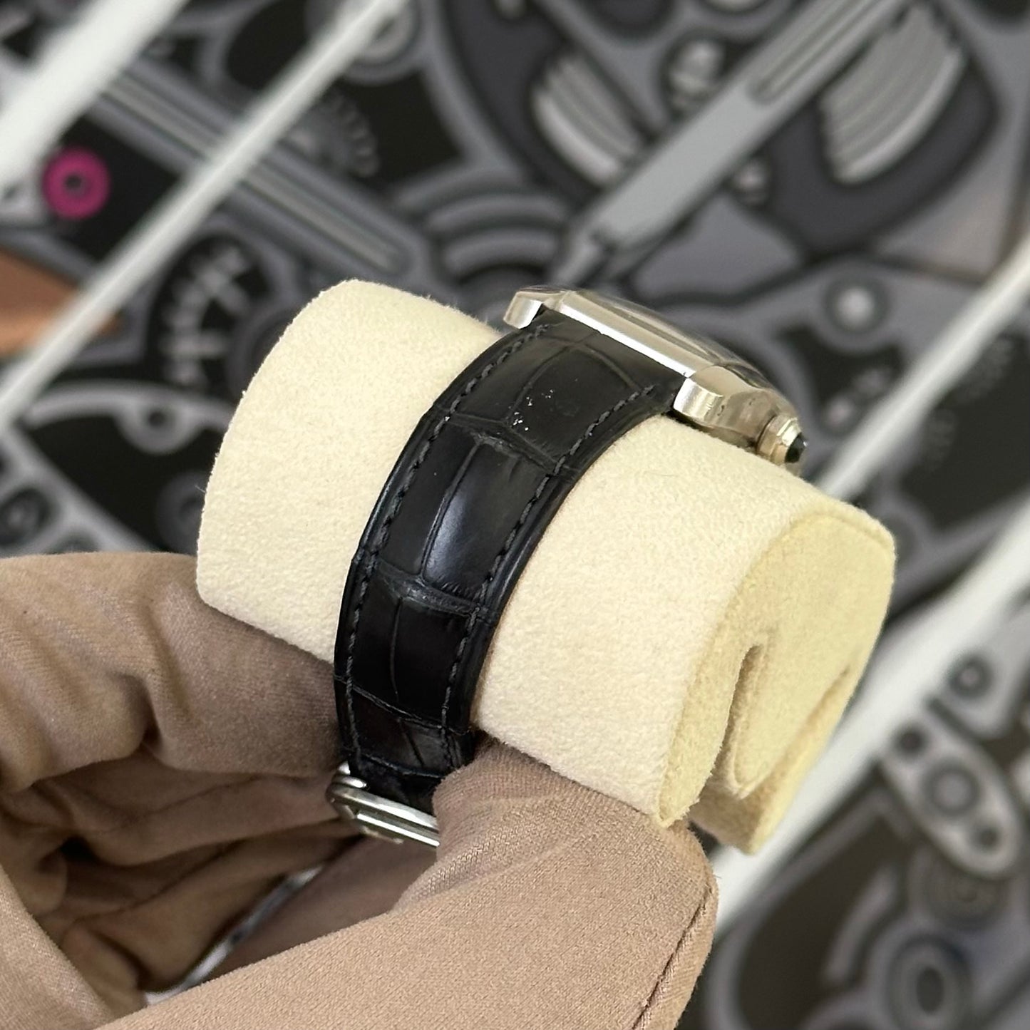 Cartier Tank Americaine 1741 White Gold