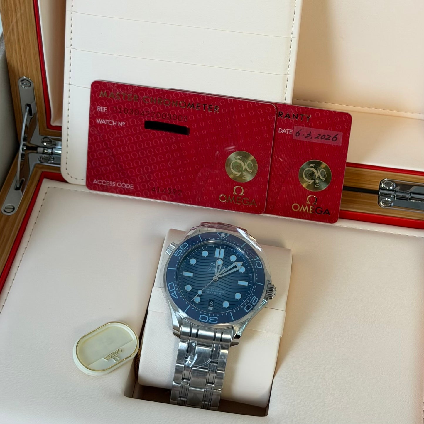 NEW Omegs Seamaster Diver 300m Summer Blue 210.30.42.20.03.003