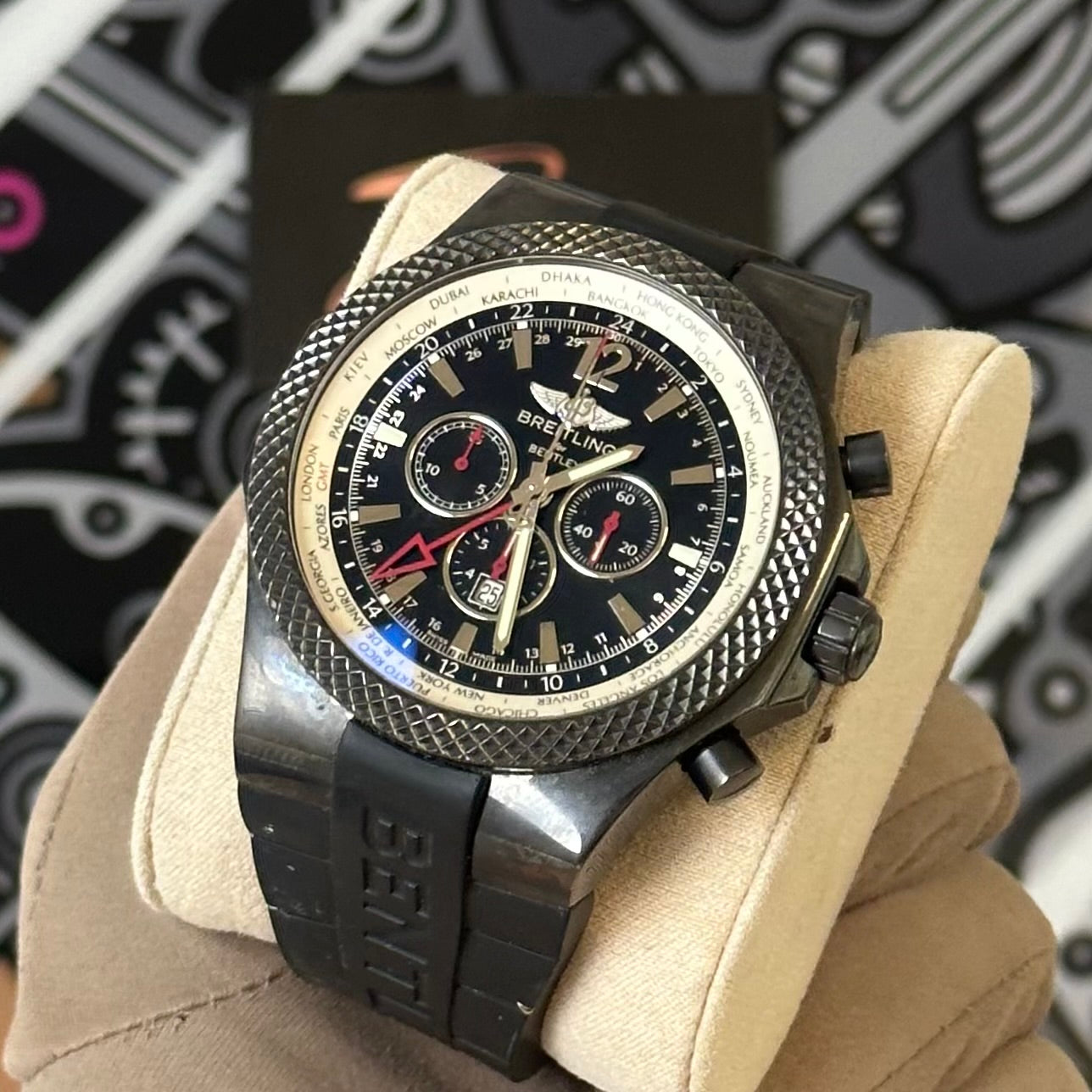 Breitling Bentley GMT M47362