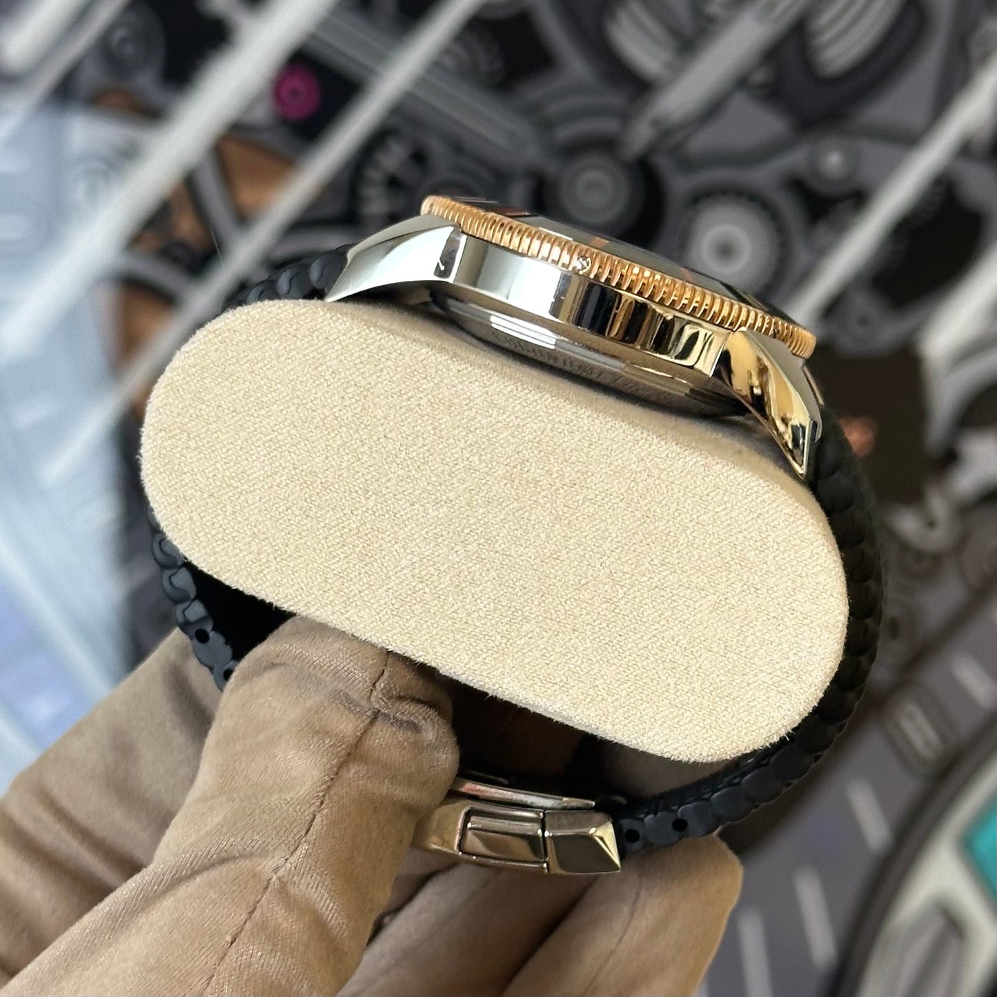 Breitling SuperOcean Heritage 18K Red Gold UB2030