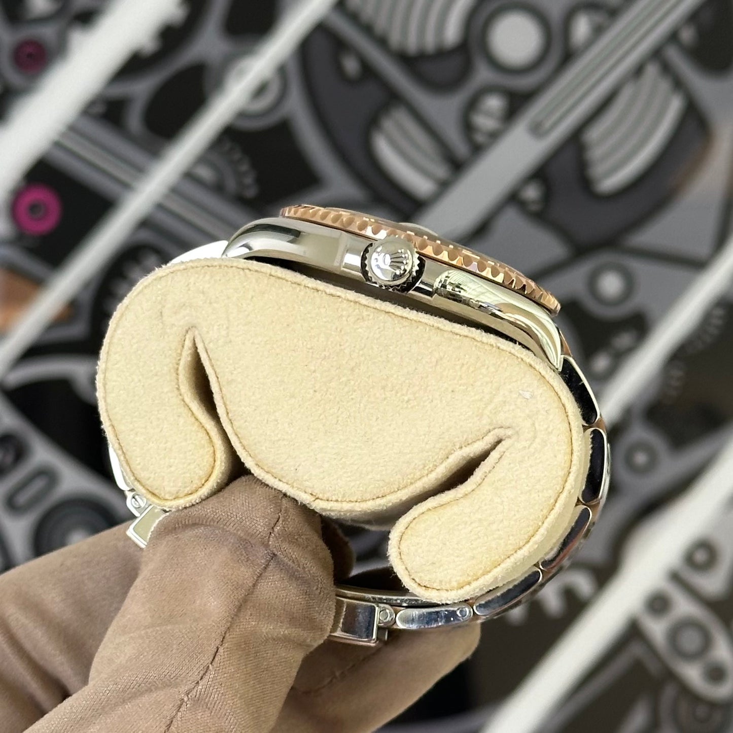 Rolex Yachtmaster Two Tone Black Dial 126621