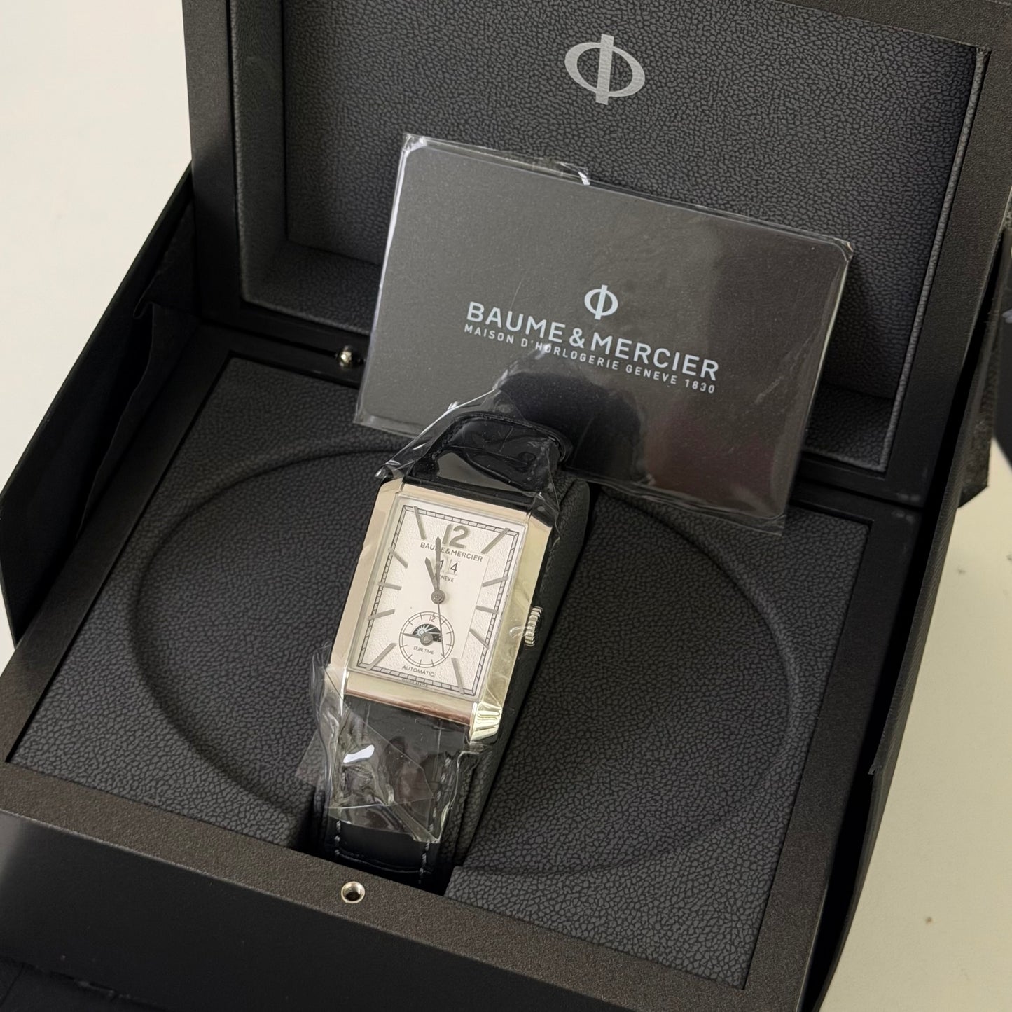 NEW Baume & Mercier Hampton M0A10523