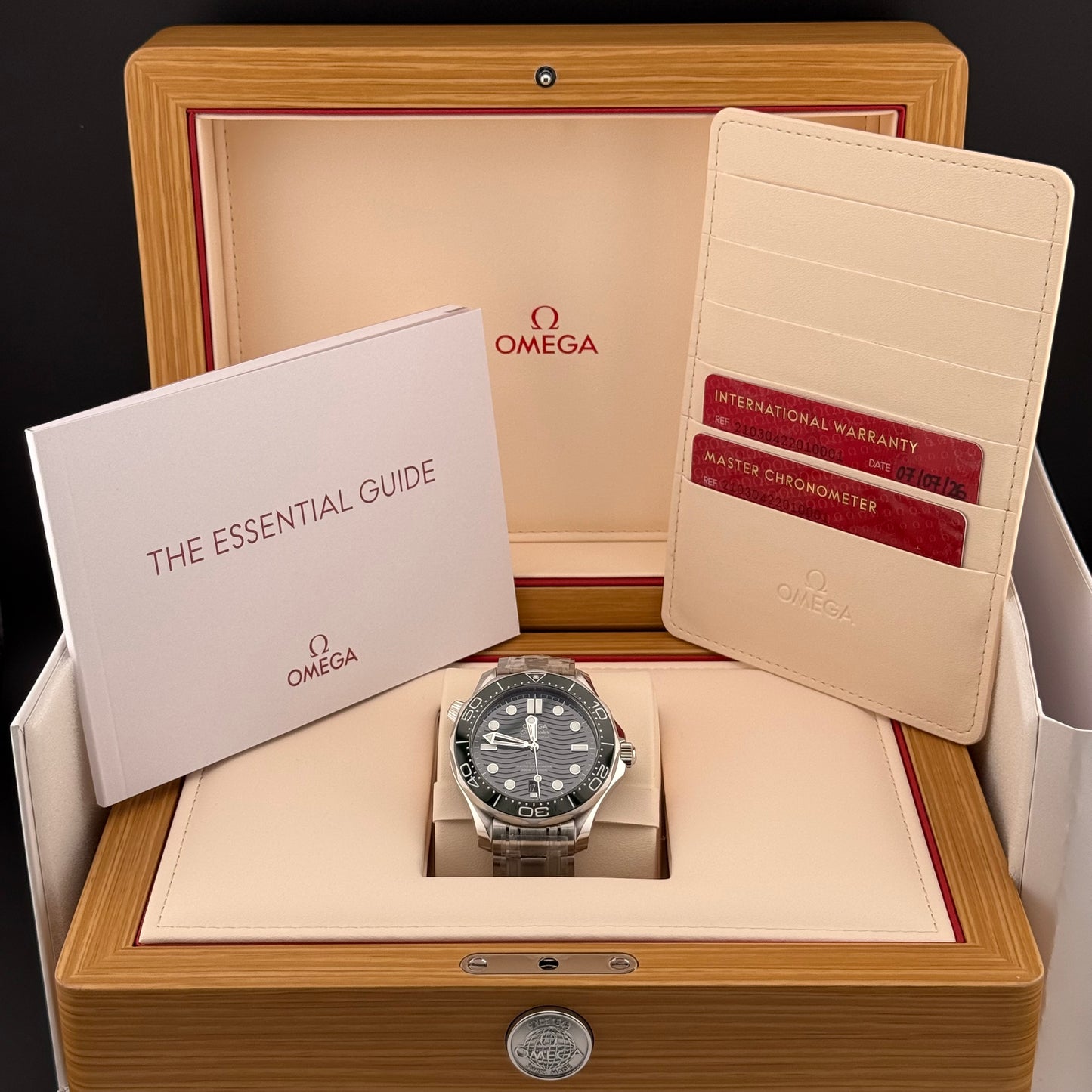 NEW Omega Seamaster Diver 300m Seaweed 210.30.42.20.10.001
