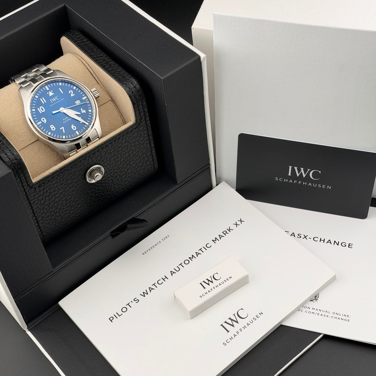 NEW IWC Pilot’s Watch Mark XX
Ref. IW328204