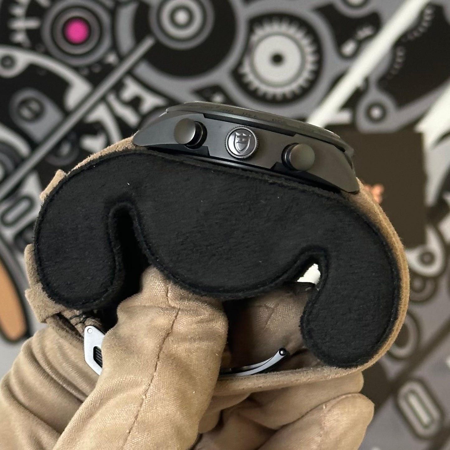 Tudor Fastrider Black Shield 42000CN