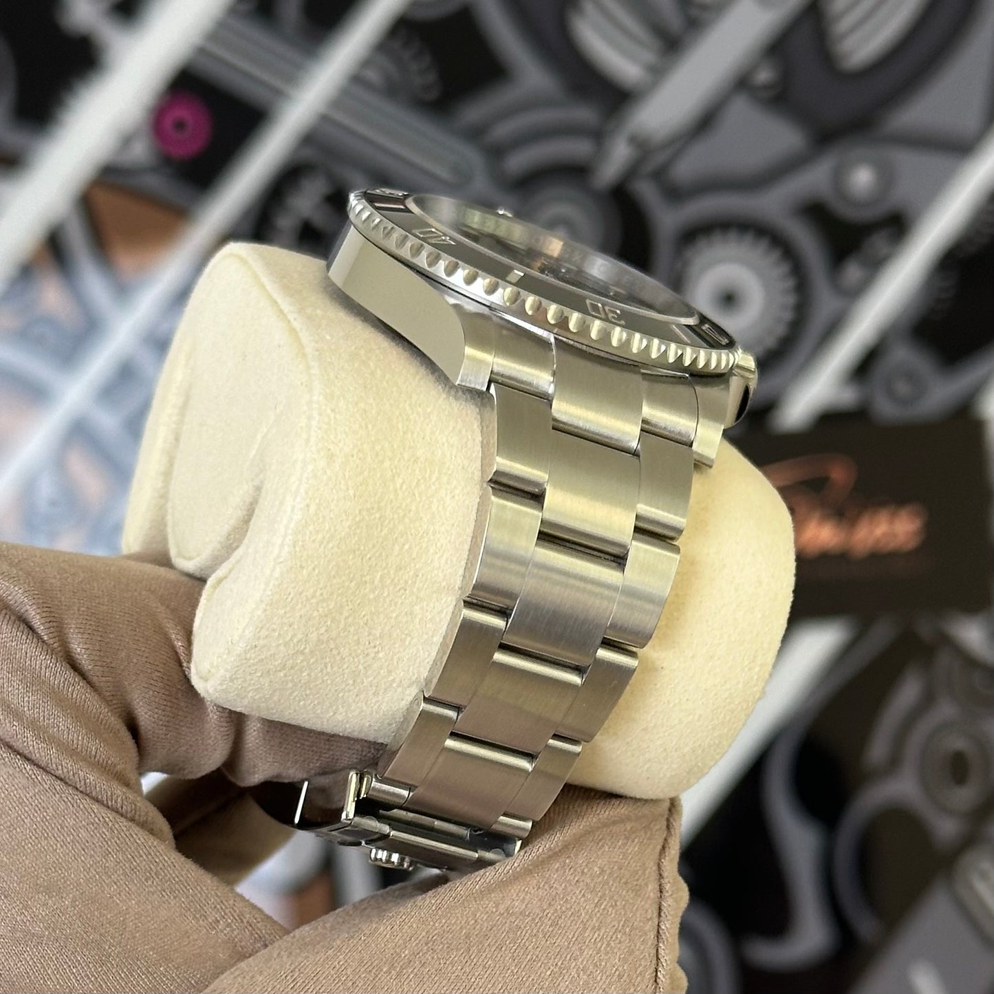 NEW Rolex Sub No Date 124060