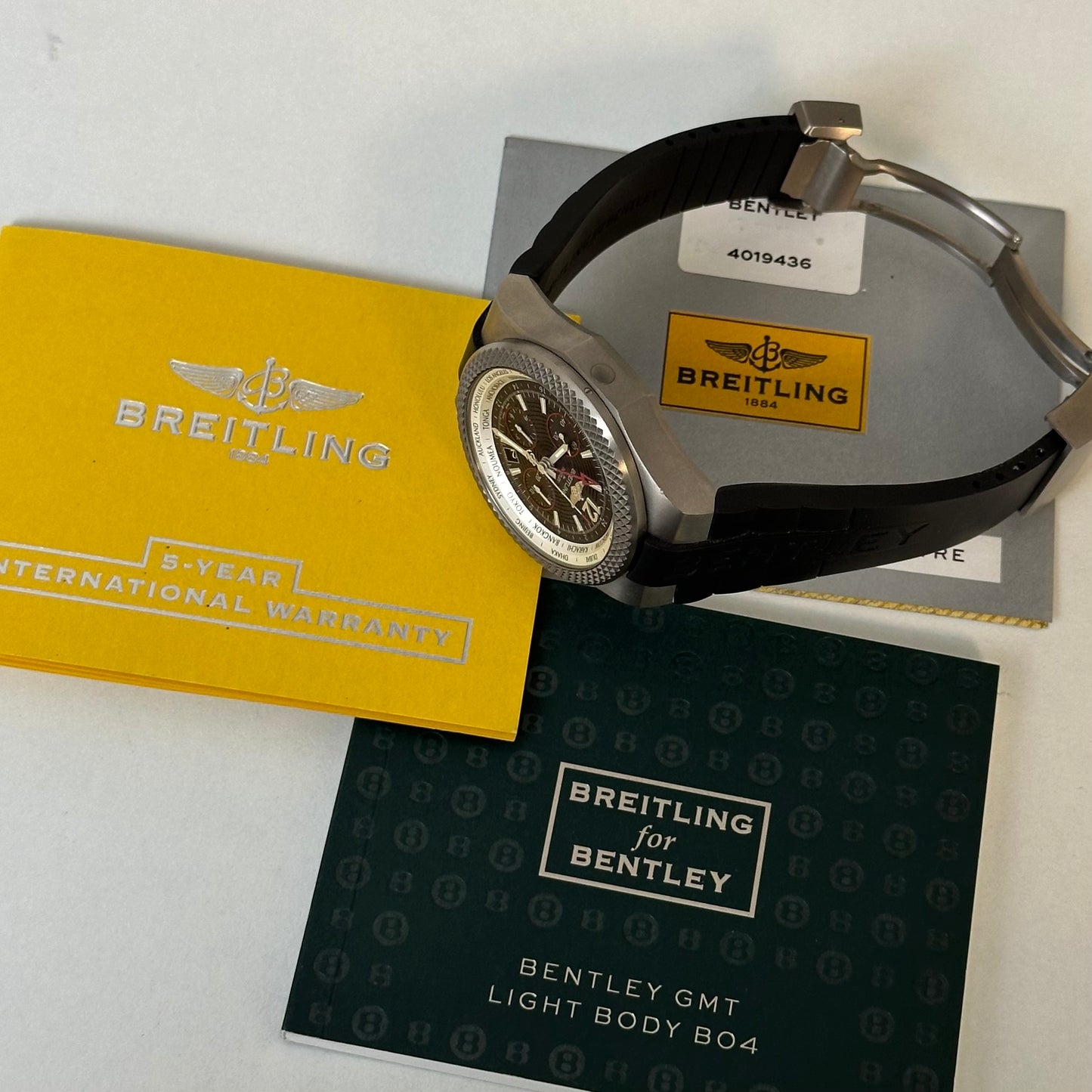 Breitling Bentley GMT titanium EB0433