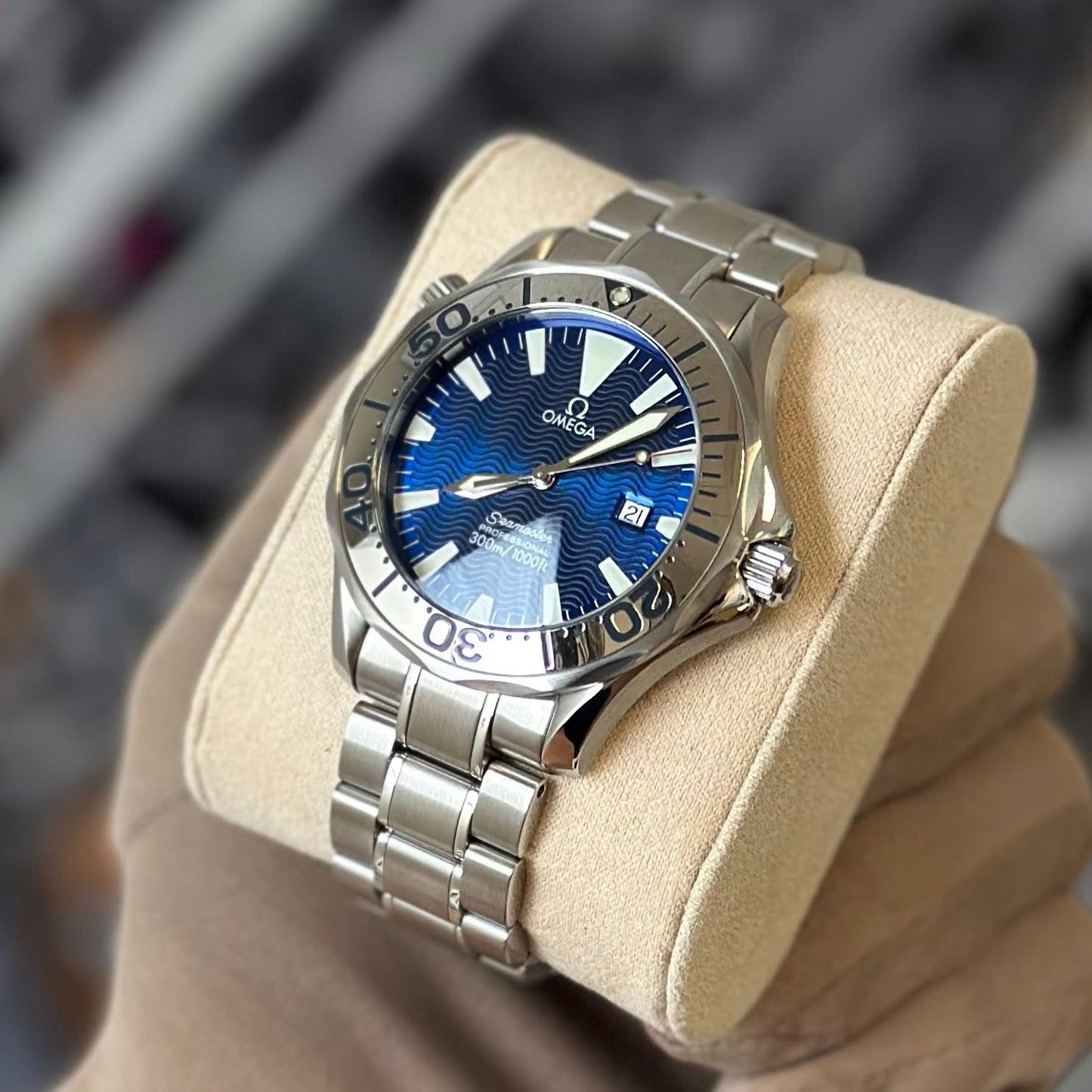 Omega Seamaster 300M Electric Blue 2265.80.00