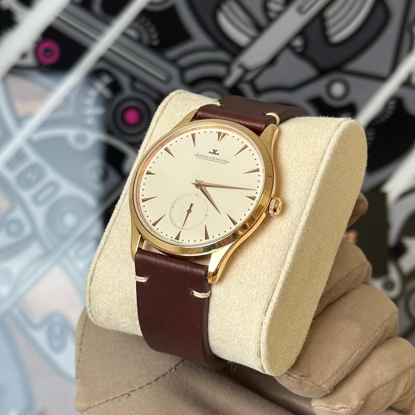 JLC Master Control Grande Ultra Thin 18K Gold Q1352420