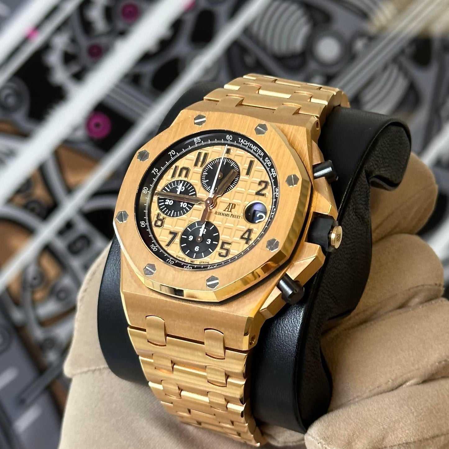 Audemars Piguet Royal Oak Offshore "Brick"
Rose Gold