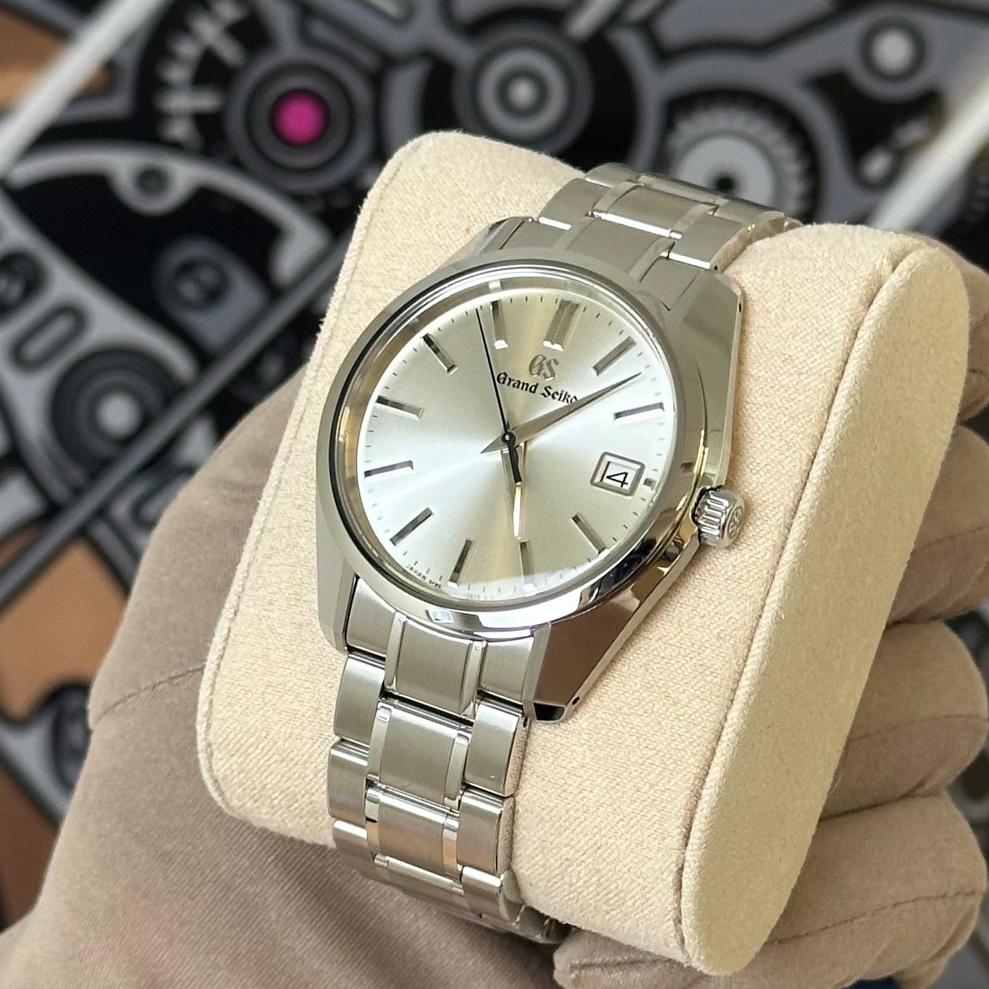 NEW Grand Seiko Heritage Collection SBGP001