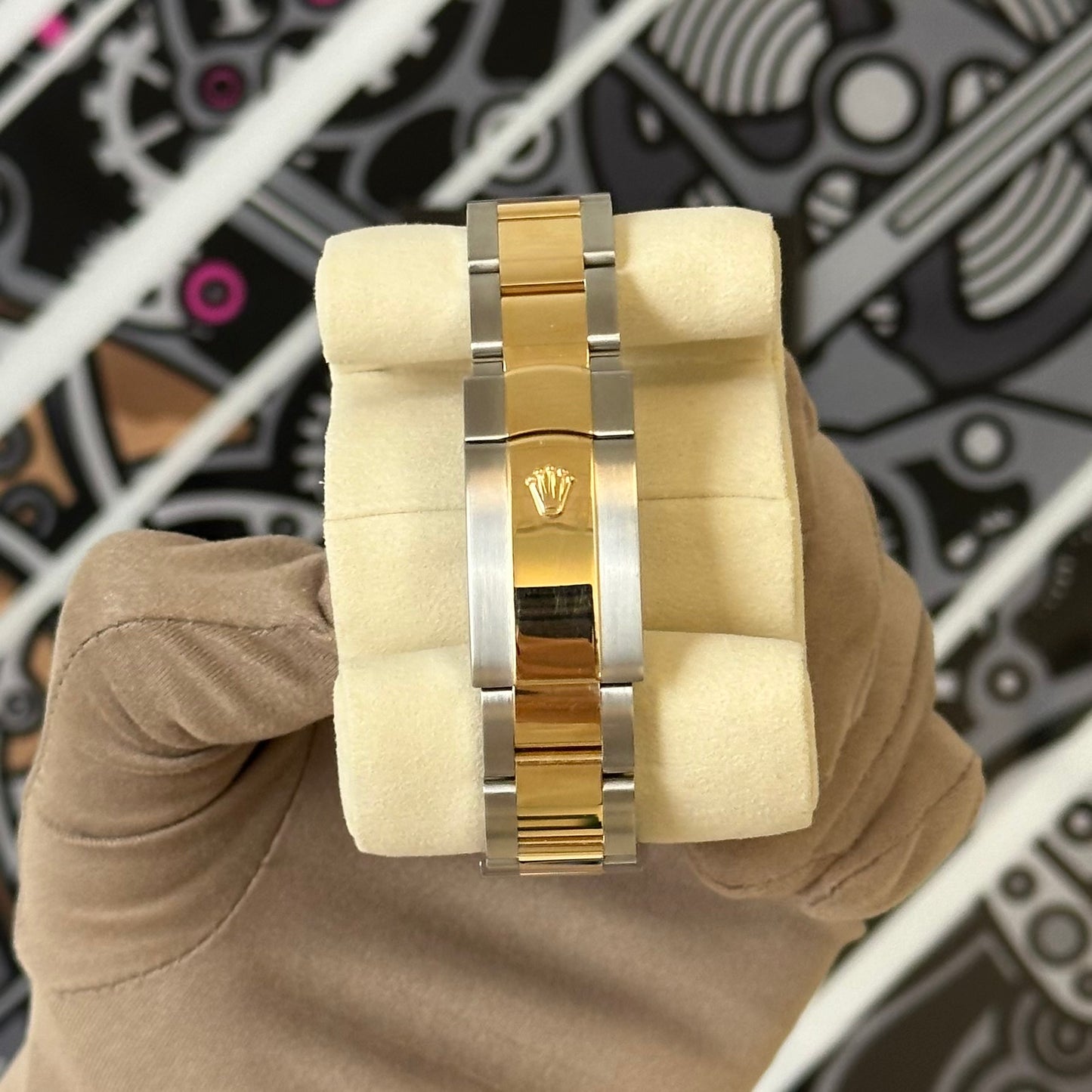 Rolex Datejust41 Two Tone Fluted Oyster White Dial 126333