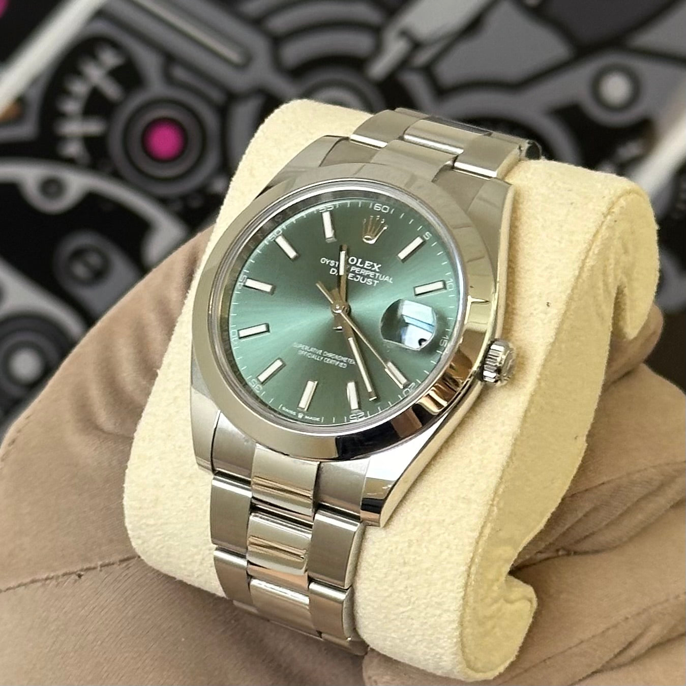 Rolex DJ41 Green Oyster 126300