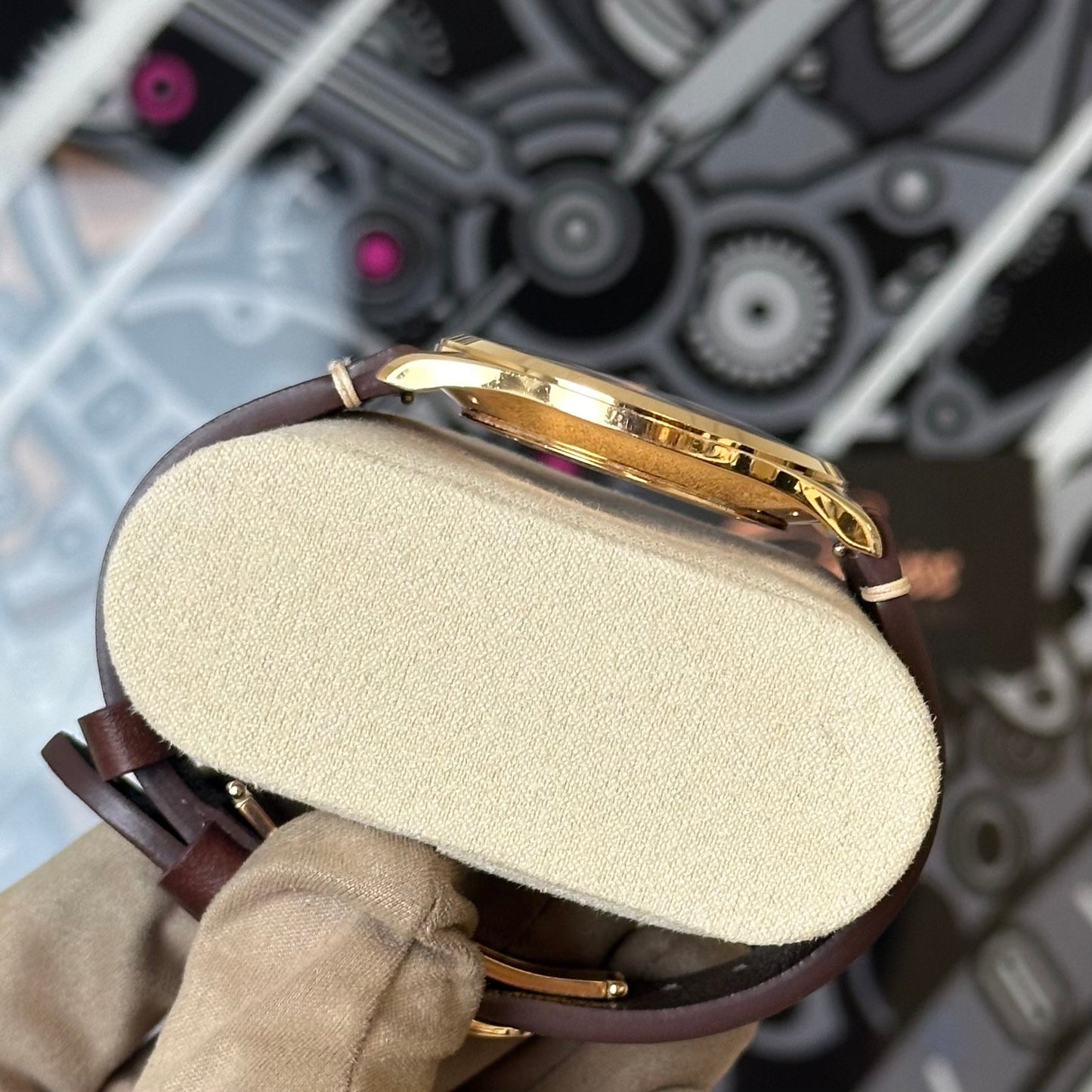 JLC Master Control Grande Ultra Thin 18K Gold Q1352420