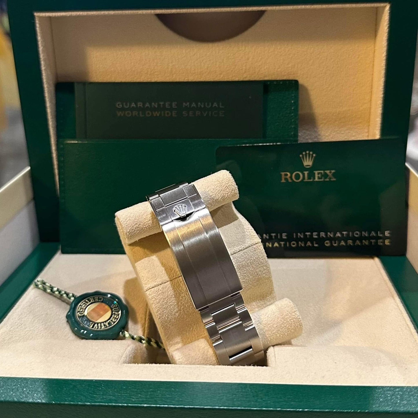 NEW Rolex Submariner Date