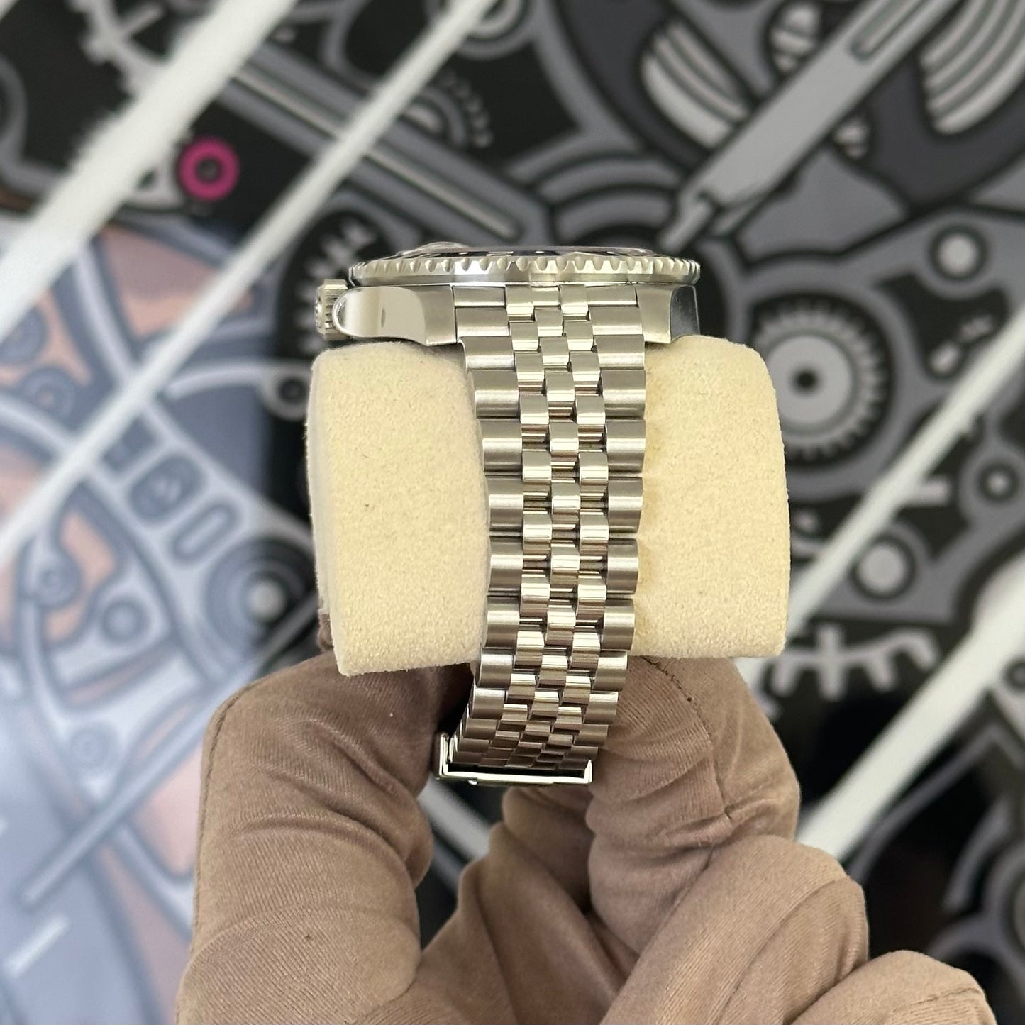 Rolex Pepsi GMT Jub 126710BLRO
