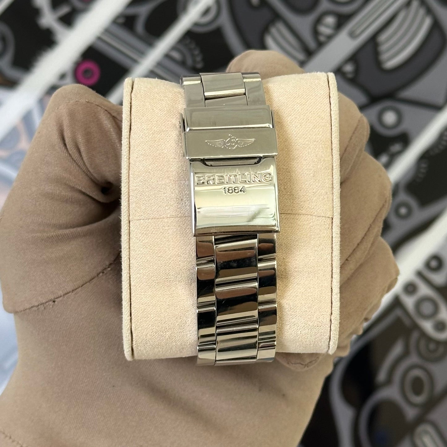 Breitling Avenger II White Dial A13381