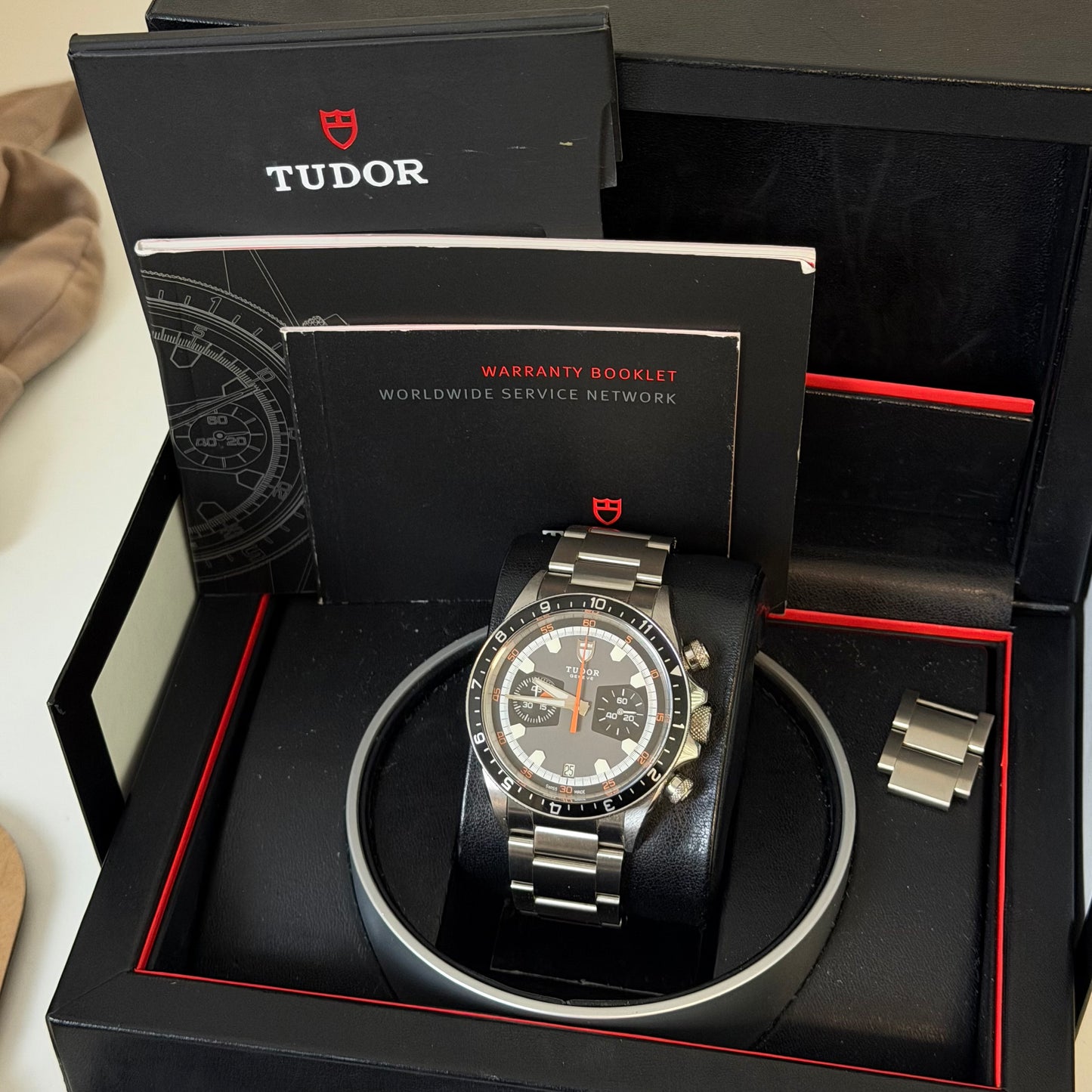 Tudor Heritage Chrono Black 70330N