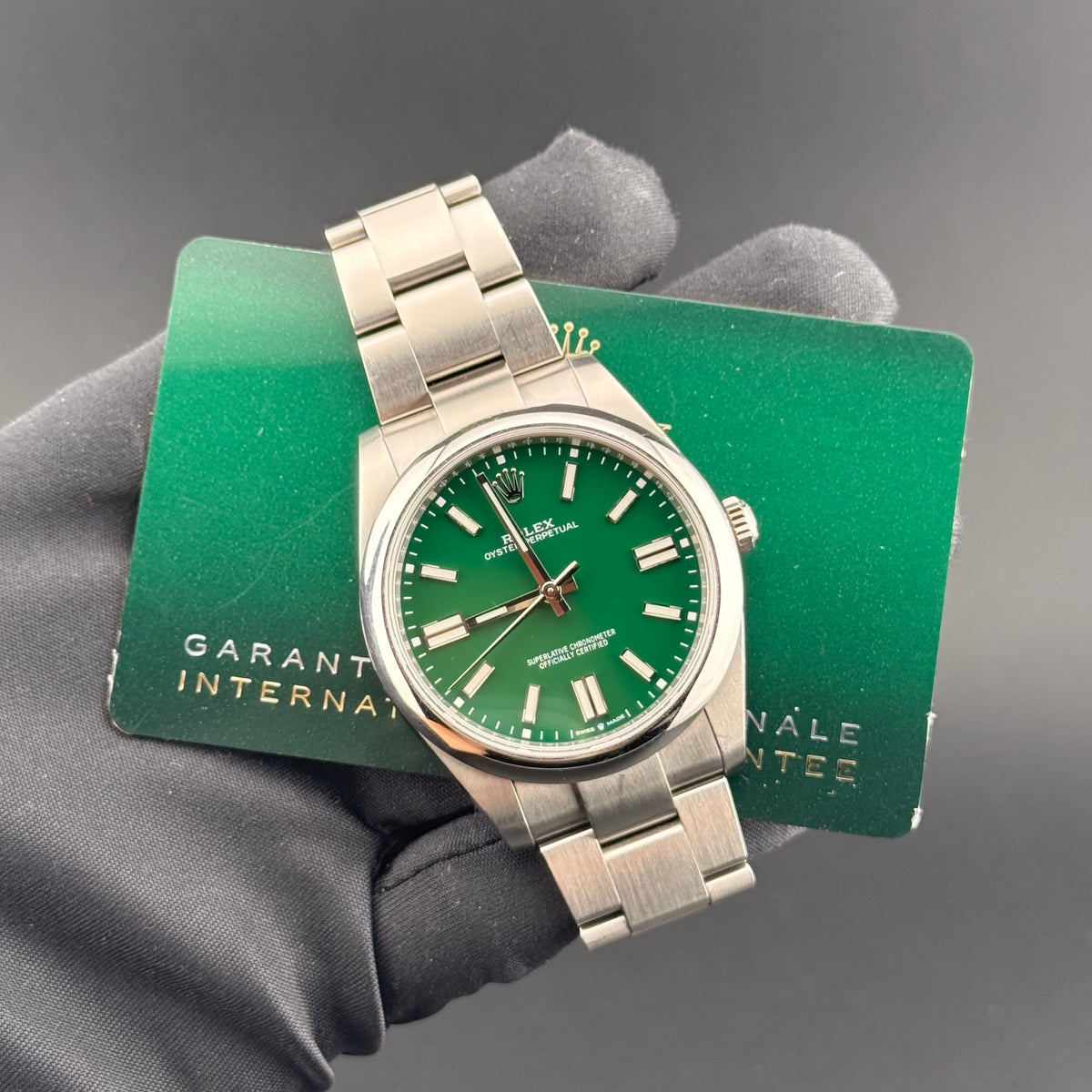 Rolex Oyster Perpetual 41 Green 124300