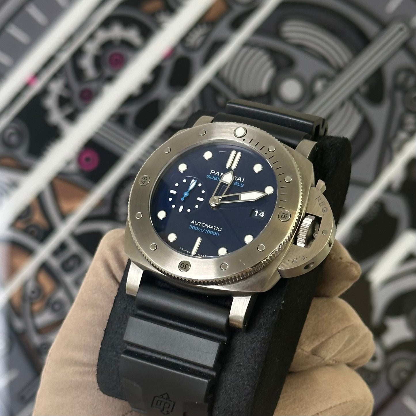 Panerai Submersible BMG-TECH PAM00692