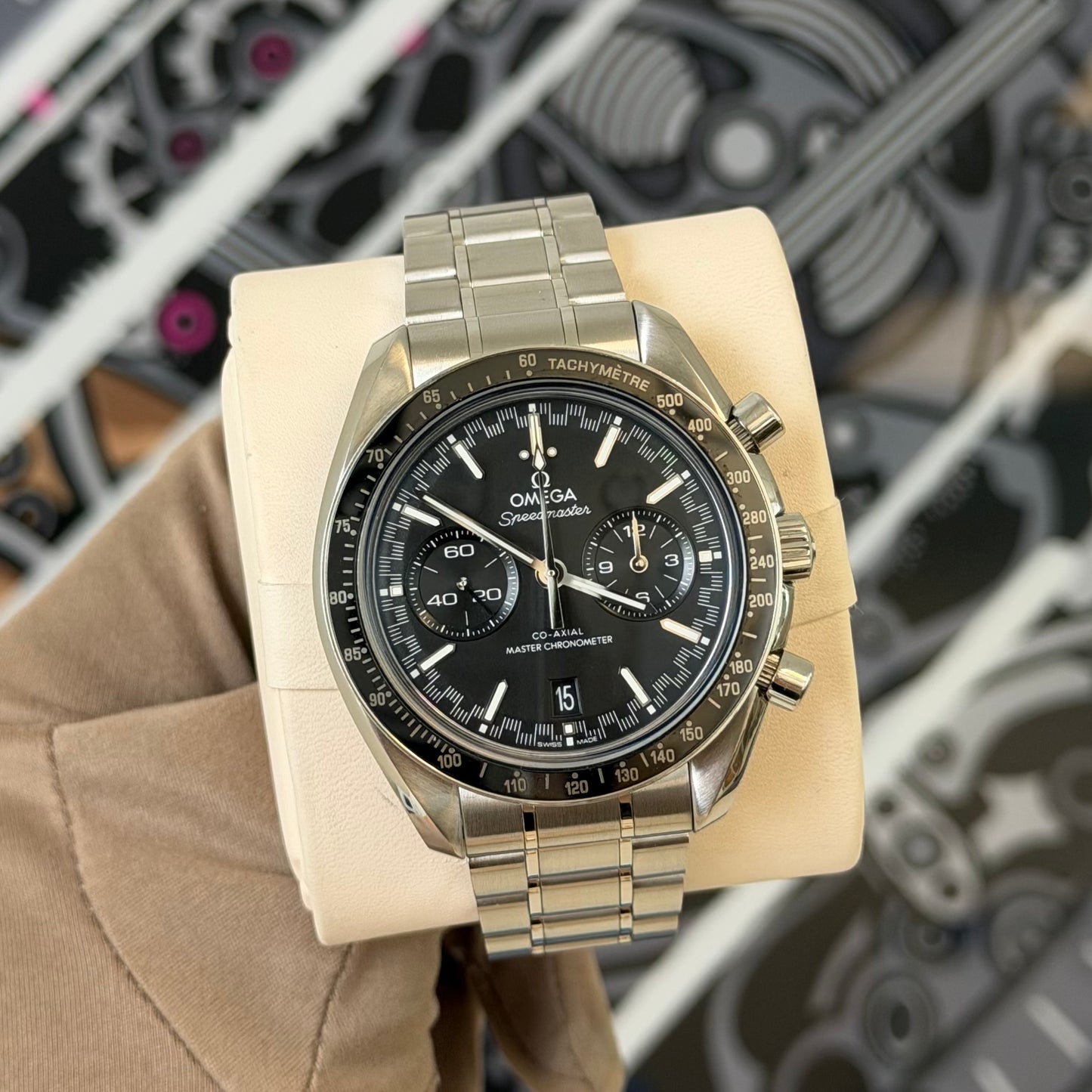 Omega Speedmaster Racing Steel on Steel 329.30.44.51.01.001