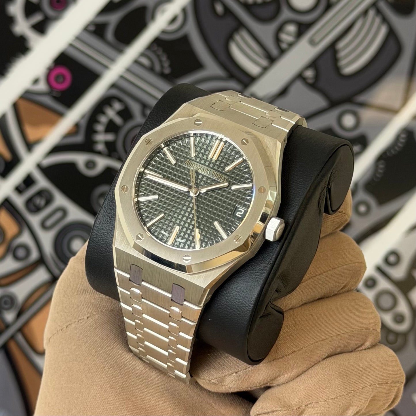 Audemars Piguet Royal Oak 41 Green 15510ST.OO.1320ST.09