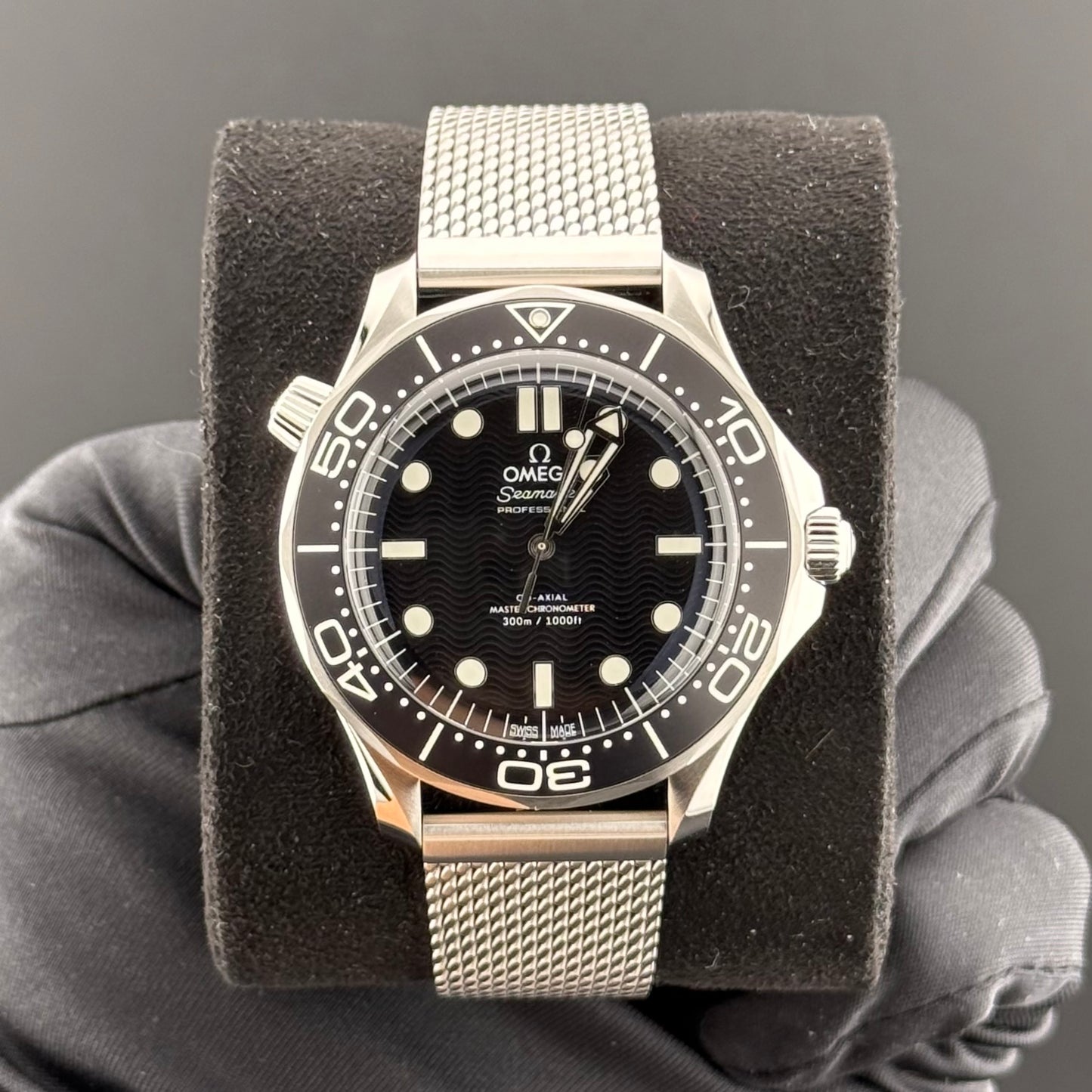 NEW Omega Seamaster Diver 300m Black 210.30.42.20.01.010