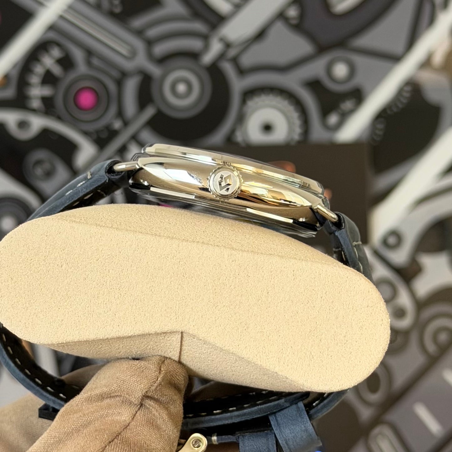 NEW Panerai Radiomir PAM01383