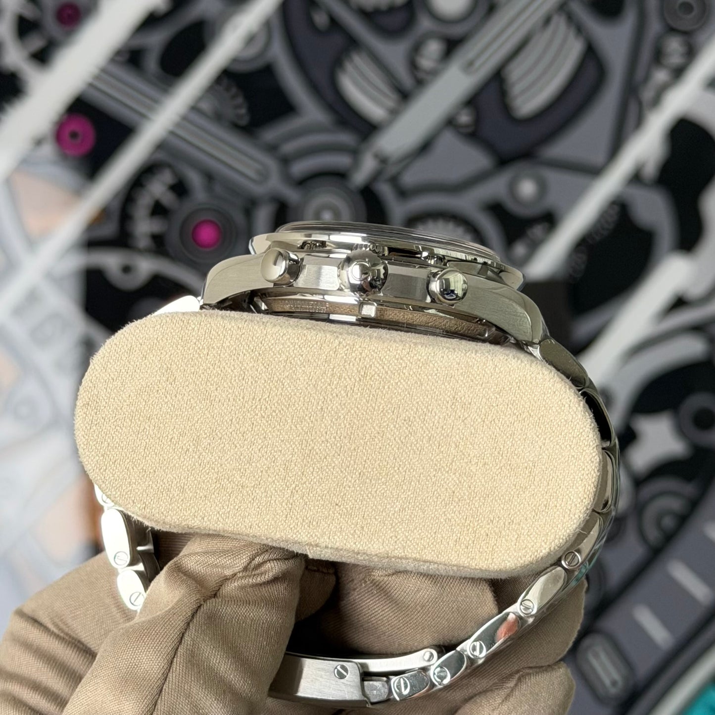 Omega Speedmaster Moonphase 304.30.44.52.01.001
