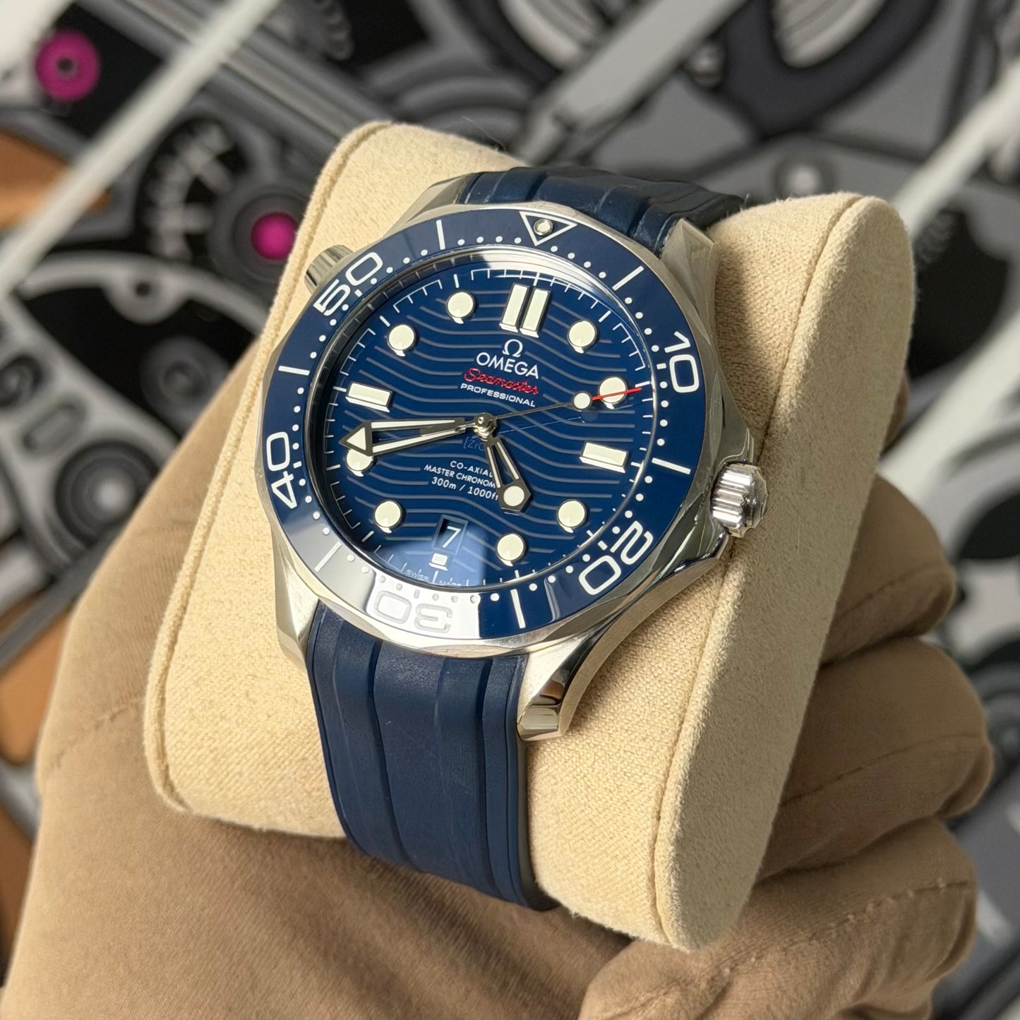 Omega Seamaster Blue Rubber Model 210.32.42.20.03.001